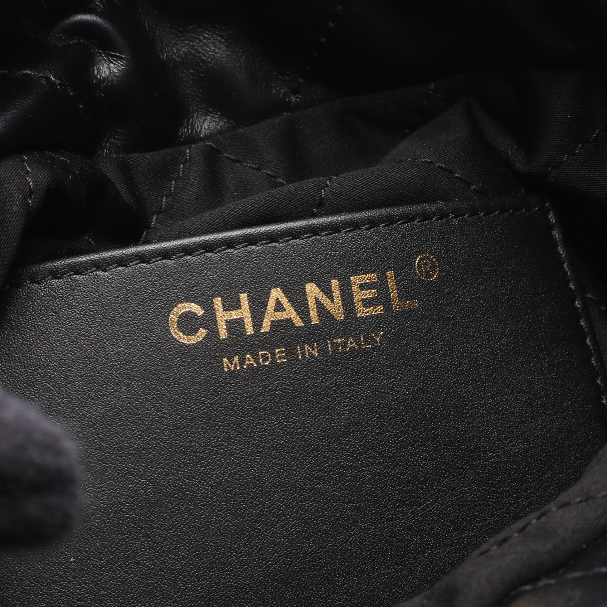 CHANEL 22 ミニ チェーンショルダーバッグ レザー ブラック ゴールド金具 シャネル バッグ CHANEL