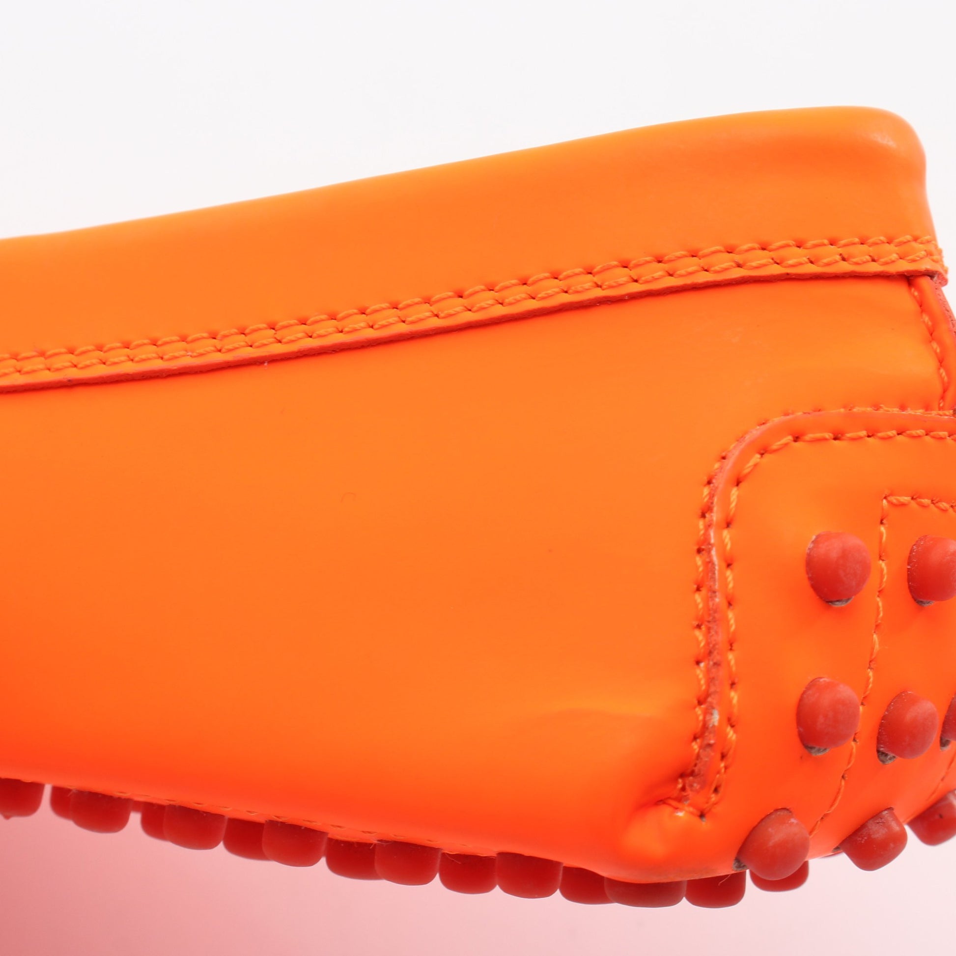 ゴンミーニ ネオンカラー ドライビングシューズ レザー オレンジ トッズ シューズ TOD'S