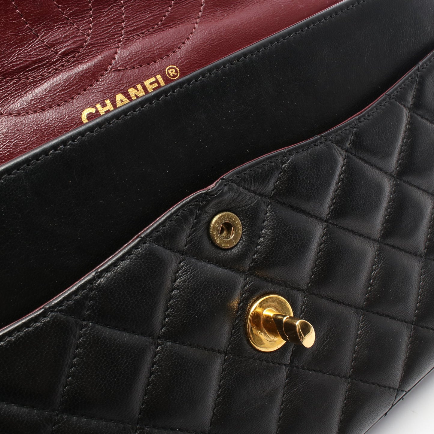 マトラッセ パリ限定 Wフラップ Wチェーンショルダーバッグ ラムスキン ブラック コンビ金具 シャネル バッグ CHANEL