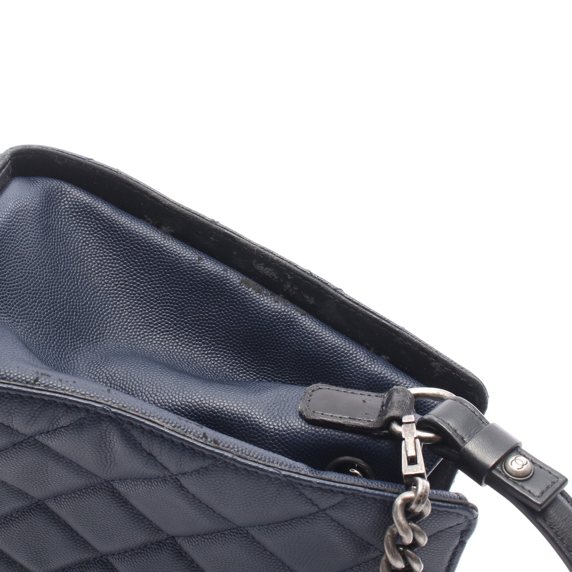 CCバケット マトラッセ 2WAY ハンドバッグ キャビアスキン レザー ネイビー ブラック シルバー金具 シャネル バッグ CHANEL