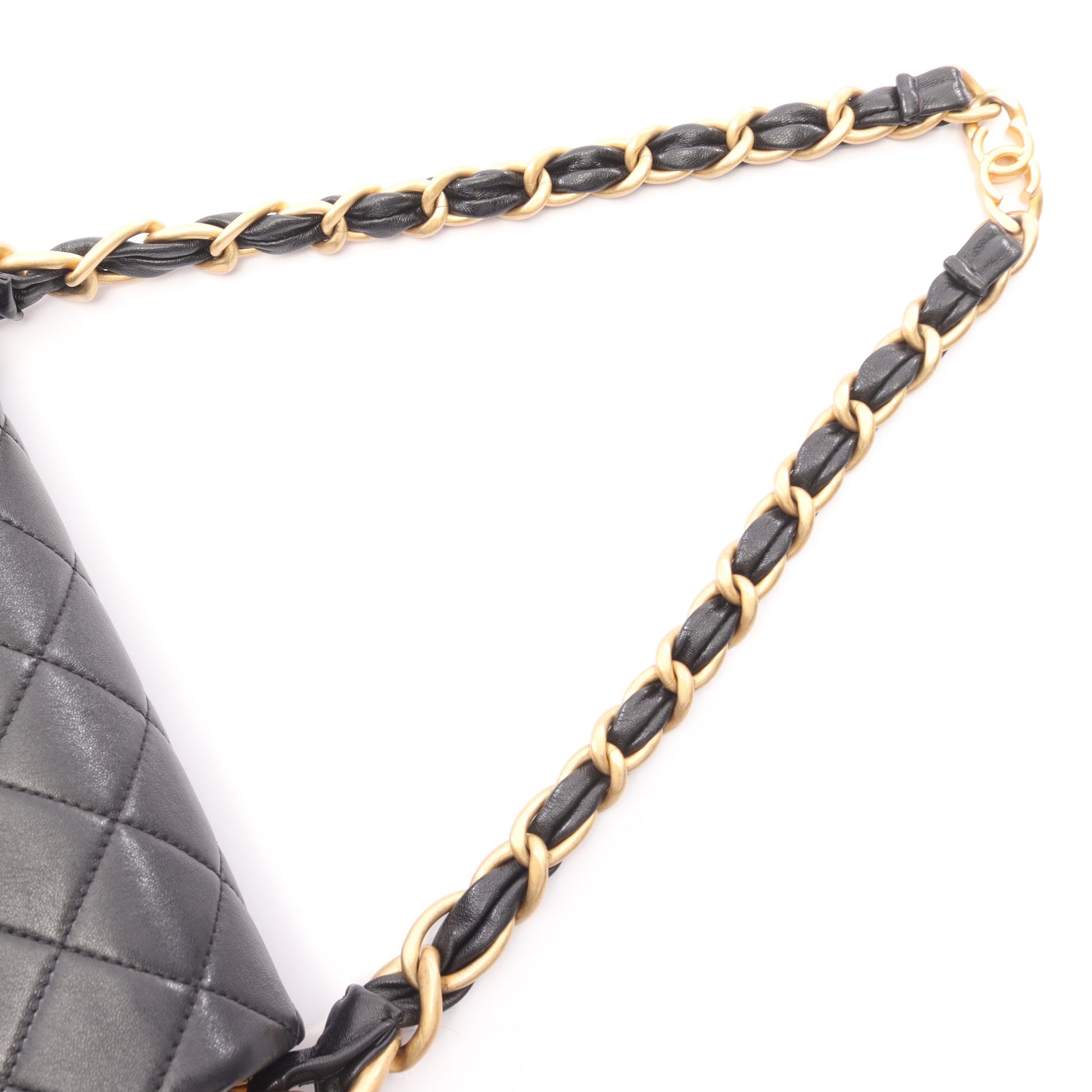 マトラッセ スモールフラップ チェーンショルダーバッグ ラムスキン ブラック ゴールド金具 シャネル バッグ CHANEL