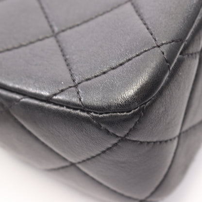 マトラッセ スモールフラップ チェーンショルダーバッグ ラムスキン ブラック ゴールド金具 シャネル バッグ CHANEL