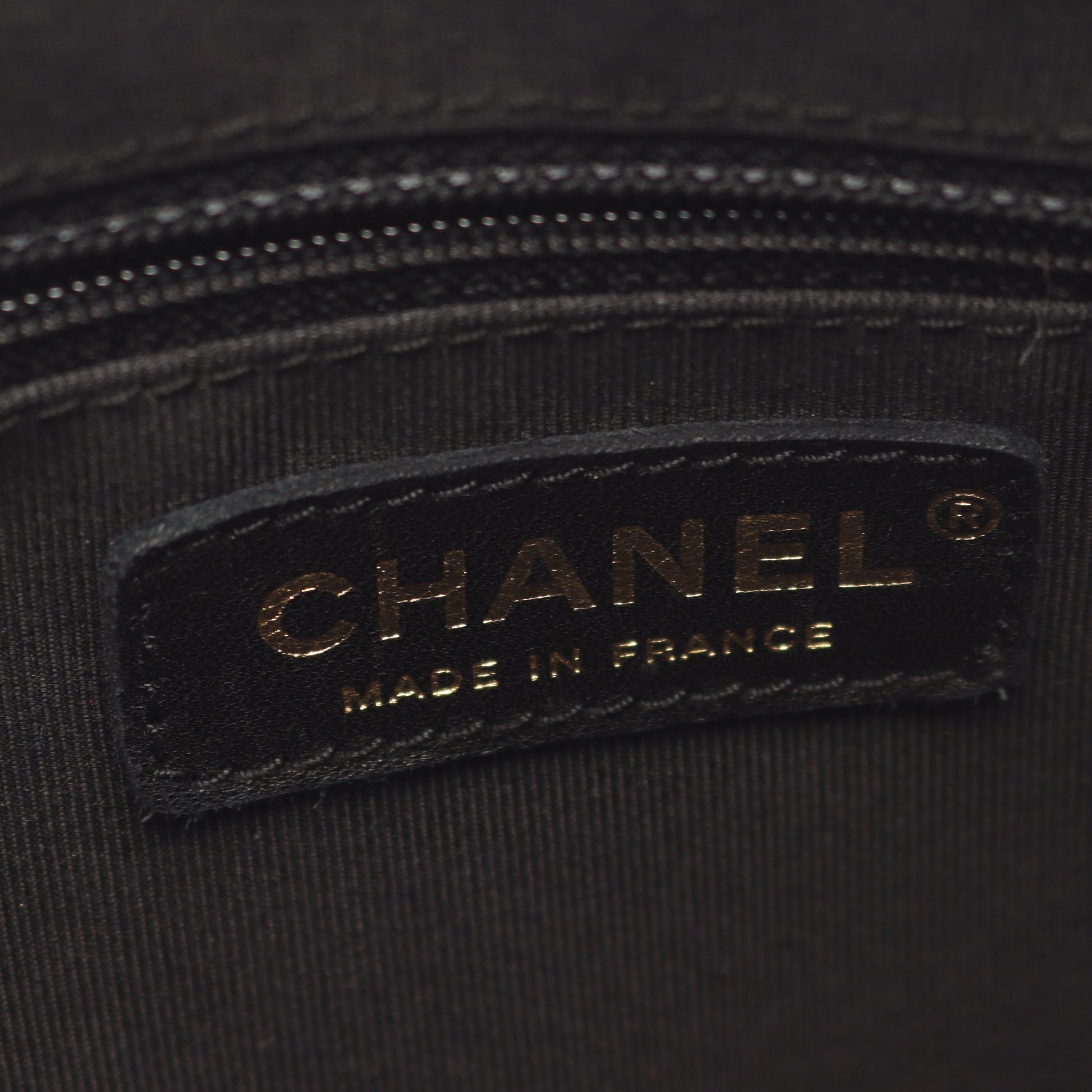 マトラッセ チェーンショルダーバッグ ワンショルダーバッグ キャビアスキン ブラック ゴールド金具 シャネル バッグ CHANEL