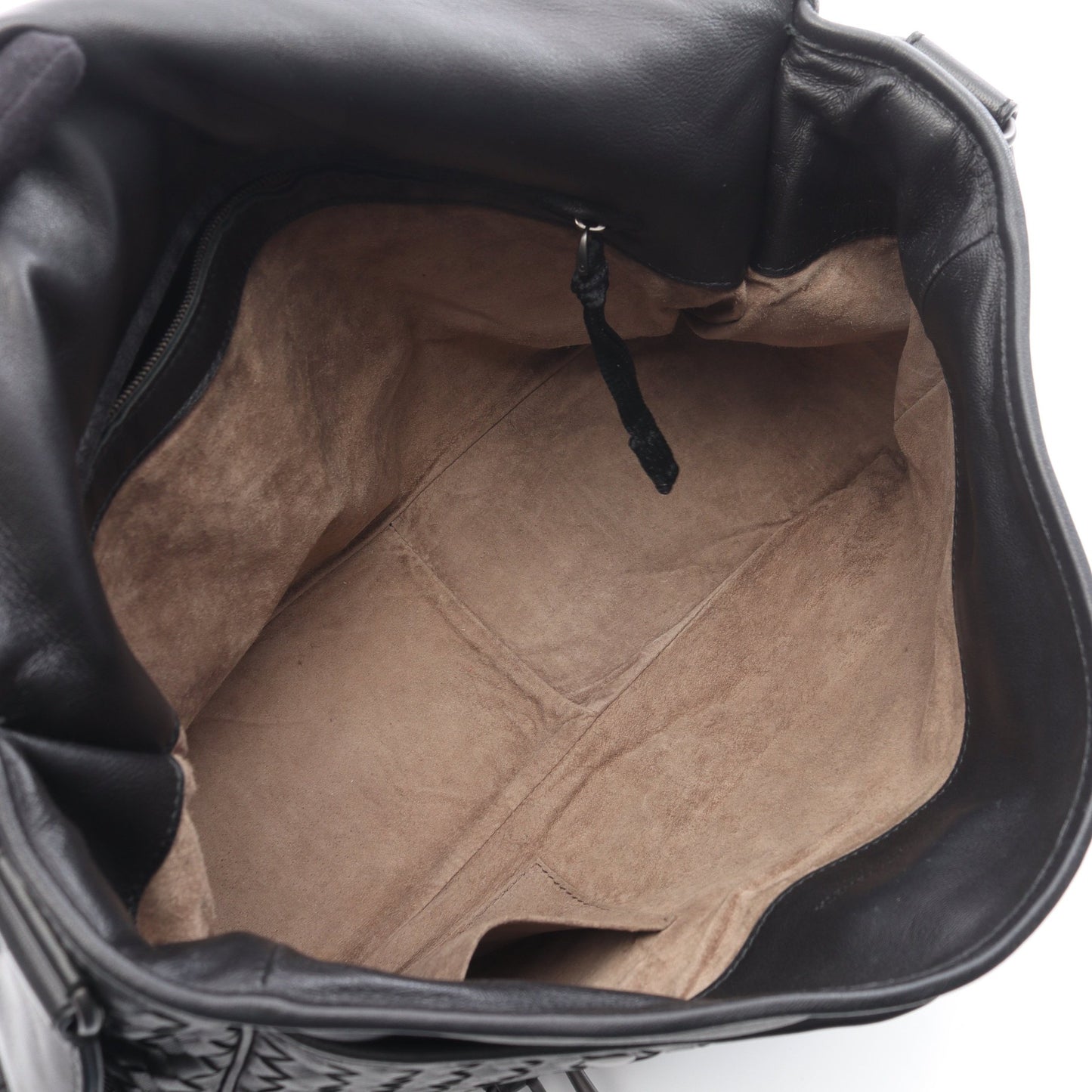 イントレチャート メッセンジャーバッグ ショルダーバッグ レザー ブラック ボッテガヴェネタ バッグ BOTTEGA VENETA