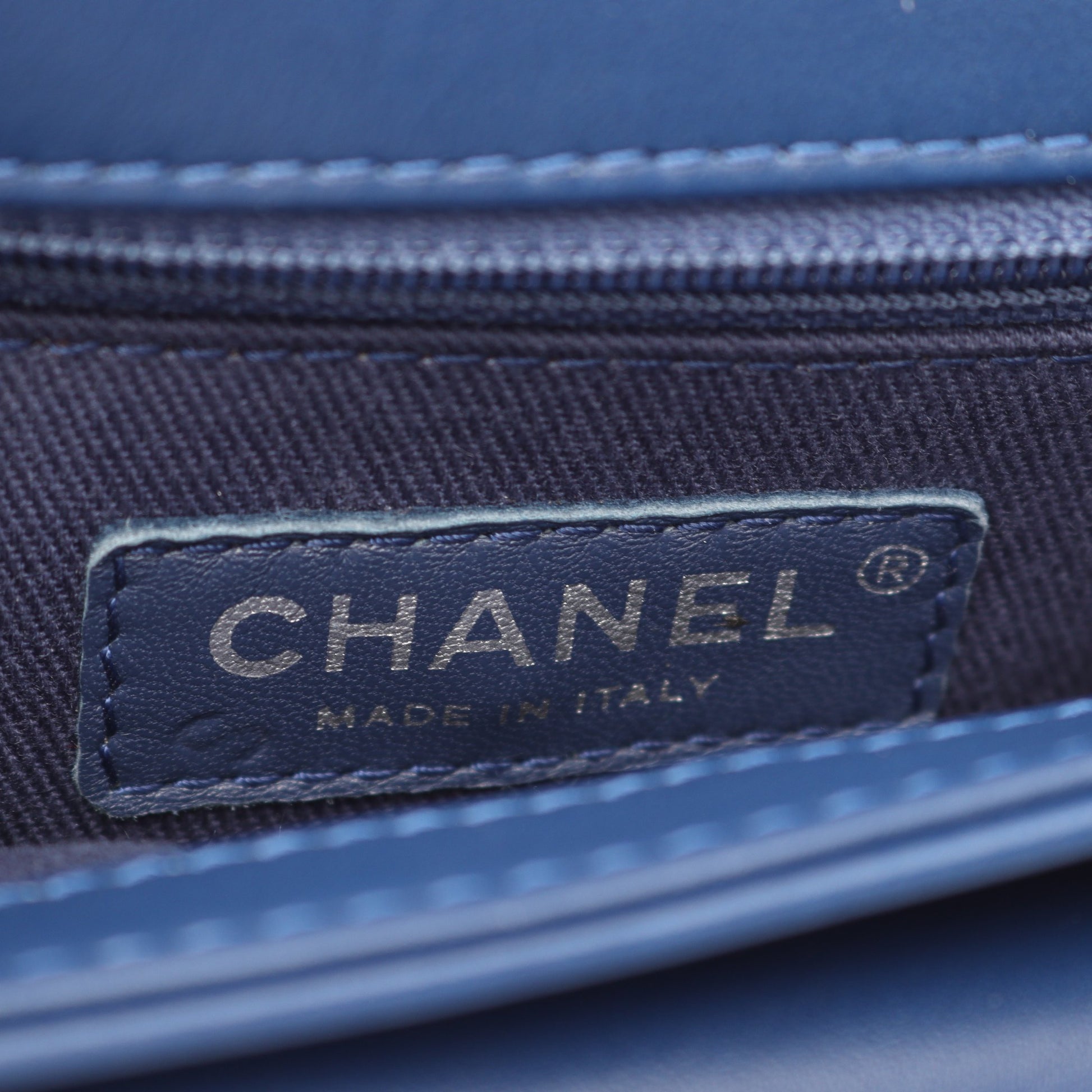 マトラッセ ココアイレット ラウンドミニ チェーンショルダーバッグ レザー ブルー シルバー金具 シャネル バッグ CHANEL