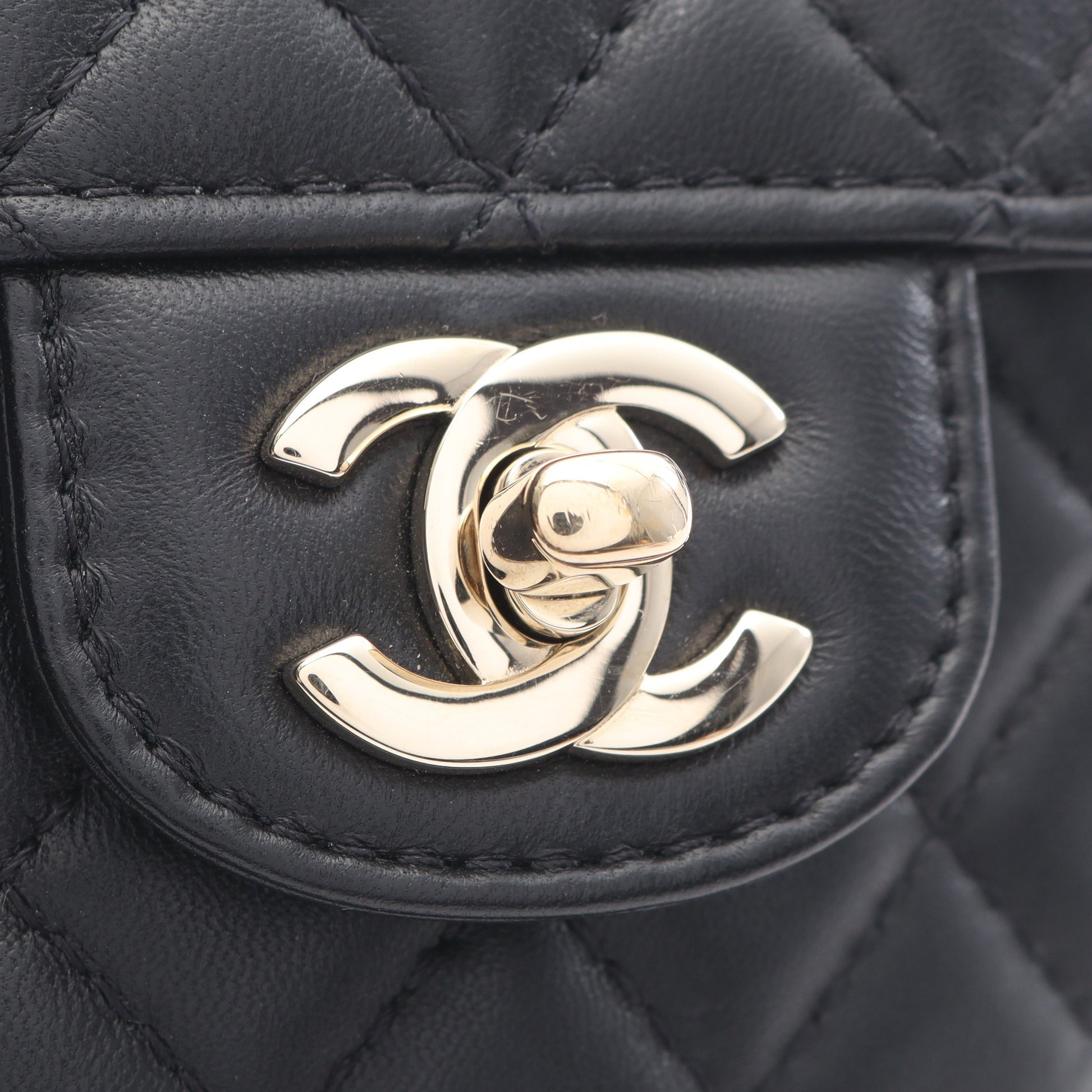 マトラッセ ハート チェーンショルダーバッグ ラムスキン ブラック ゴールド金具 シャネル バッグ CHANEL