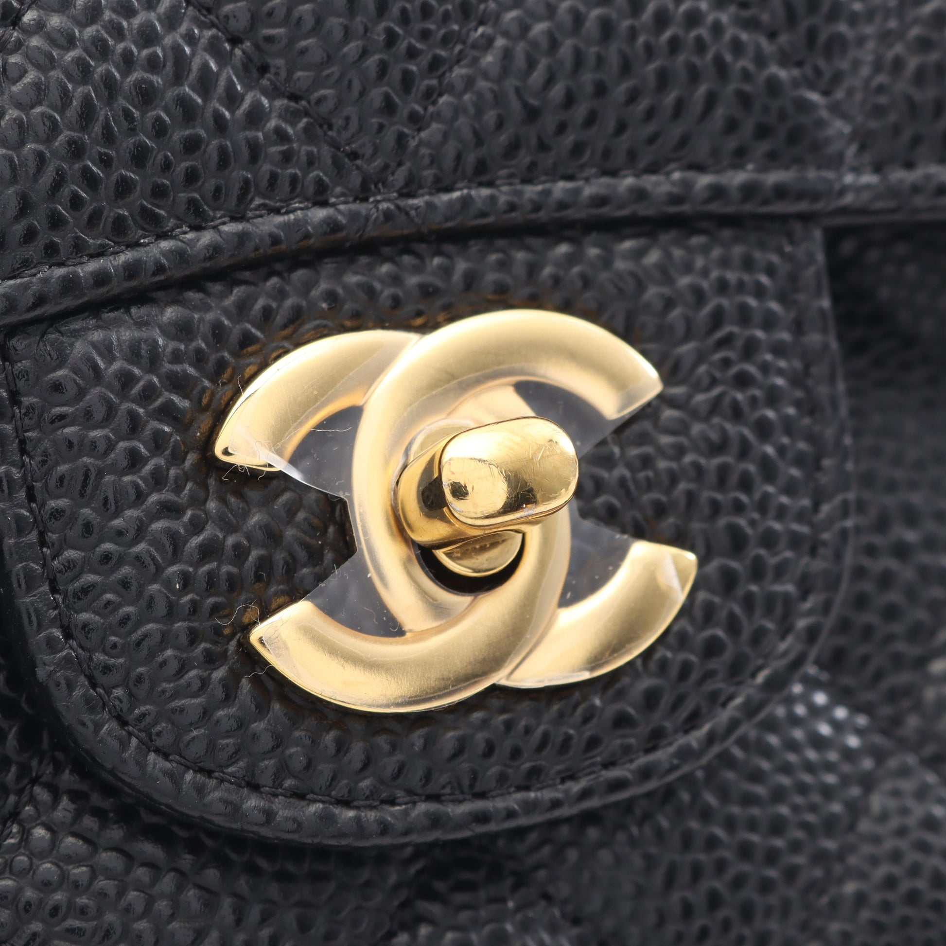 マトラッセ Wフラップ Wチェーンショルダーバッグ キャビアスキン ブラック ゴールド金具 シャネル バッグ CHANEL