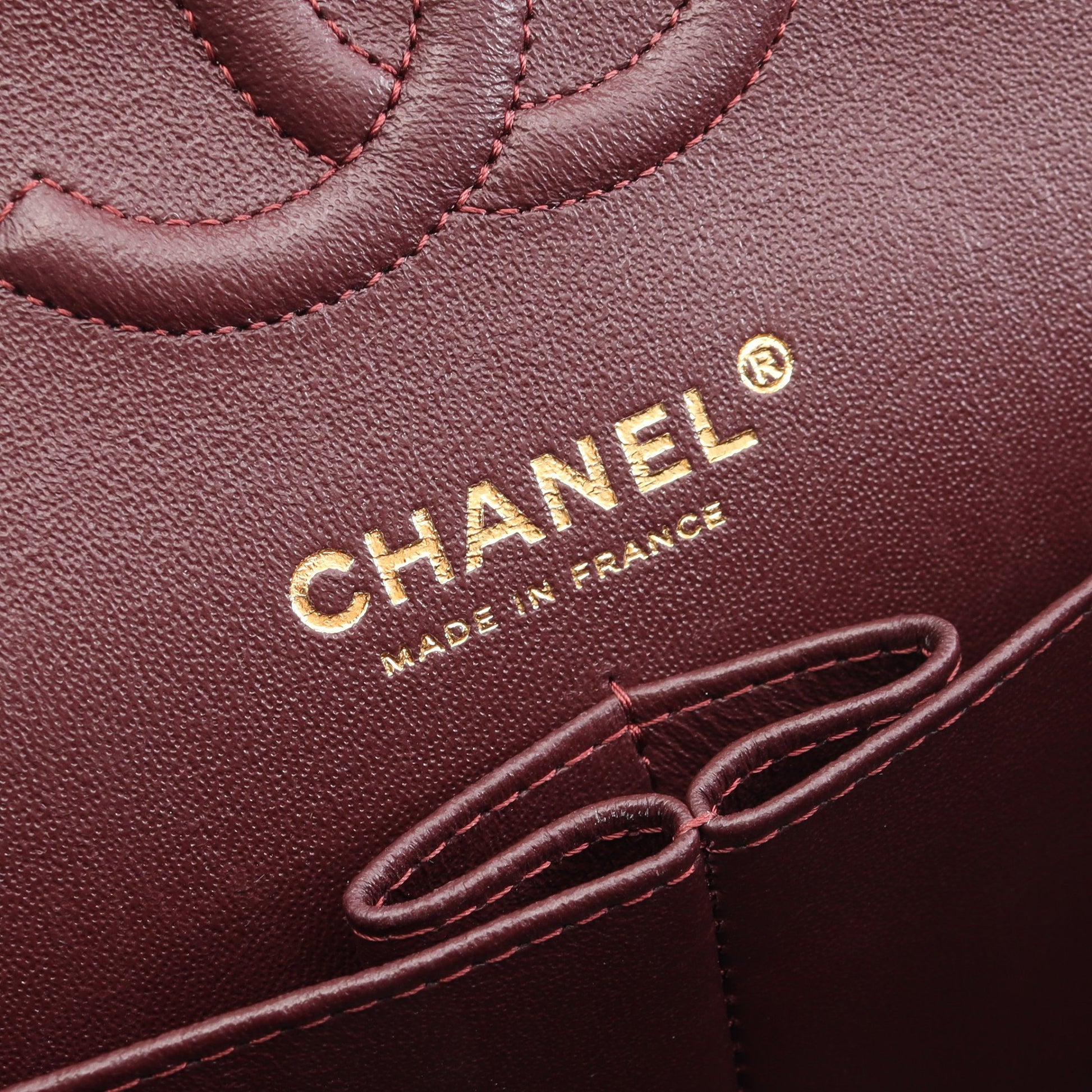 マトラッセ Wフラップ Wチェーンショルダーバッグ キャビアスキン ブラック ゴールド金具 シャネル バッグ CHANEL