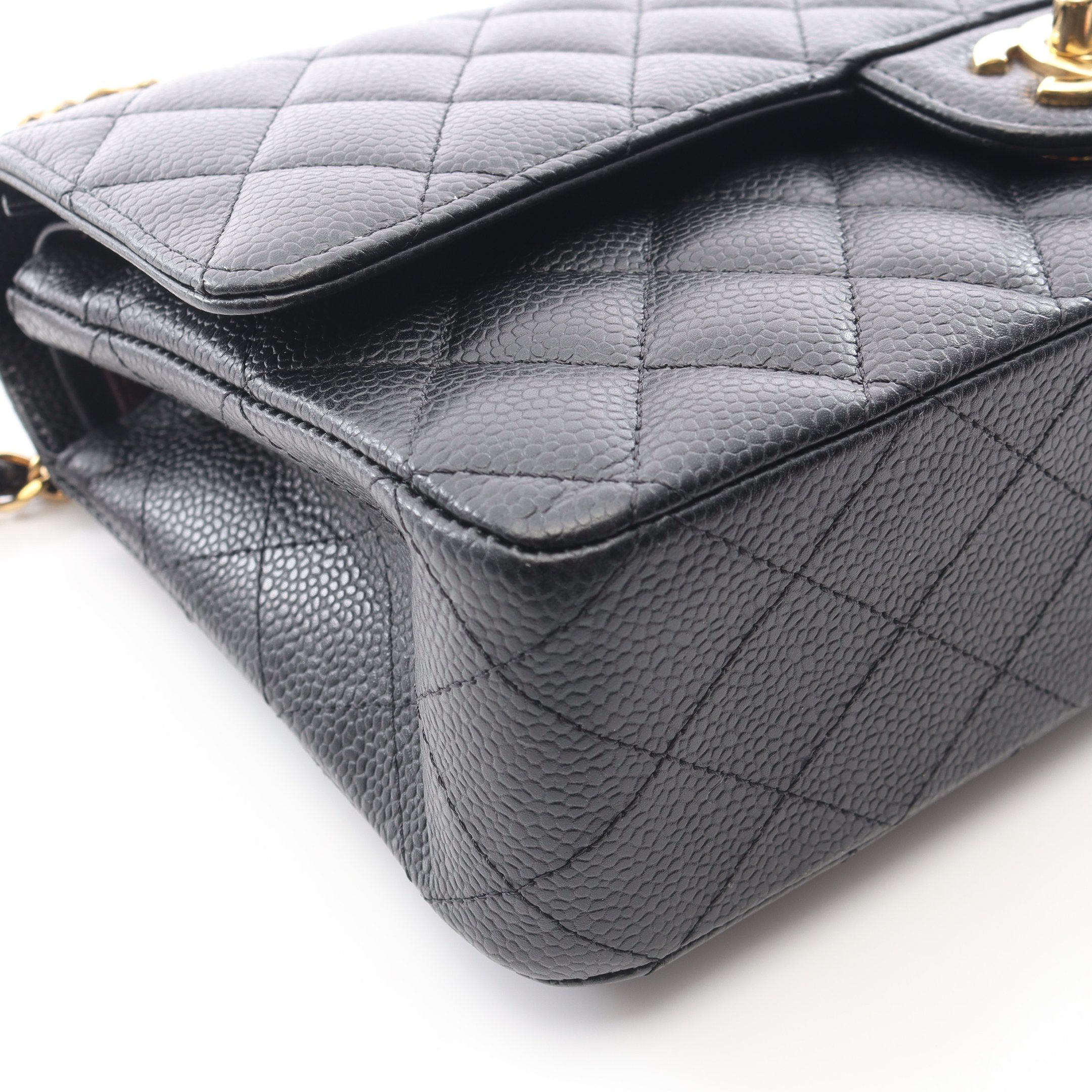 ★SALE【5fb2019】シャネル ショルダーバッグ マトラッセ Wフラップ Wチェーン キャビアスキン ブラック ゴールド金具【中古】レディース マトラッセ Wフラップ Wチェーンショルダーバッグ キャビアスキン