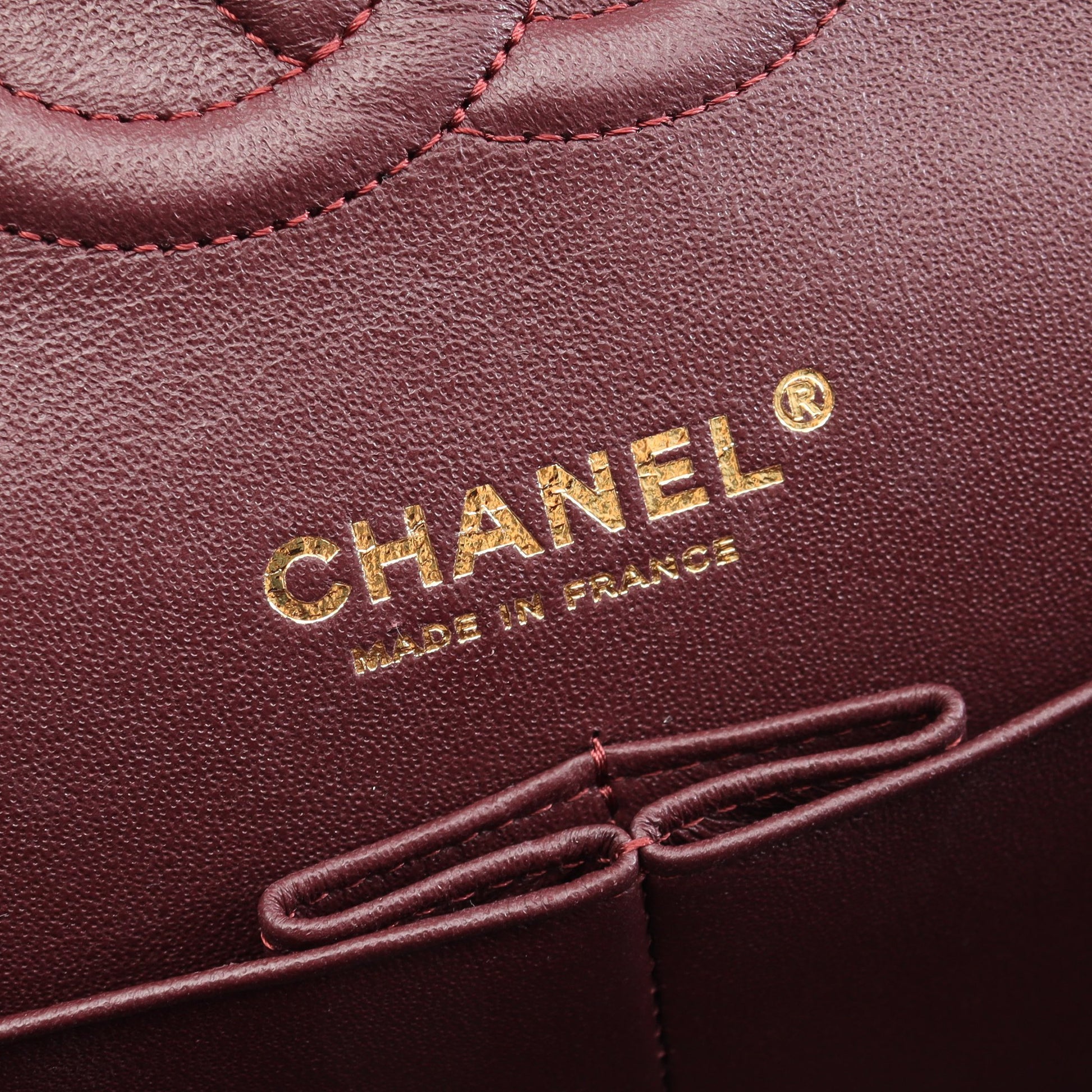 マトラッセ Wフラップ Wチェーンショルダーバッグ キャビアスキン ブラック ゴールド金具 シャネル バッグ CHANEL