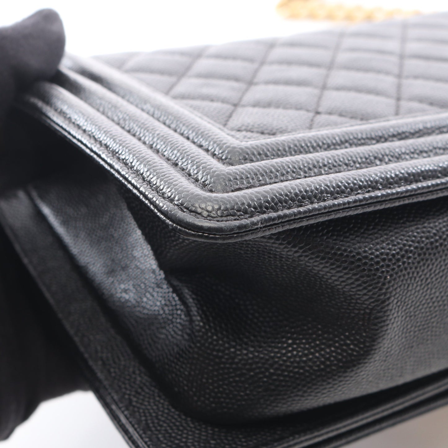 ボーイシャネル チェーンショルダーバッグ キャビアスキン ブラック ゴールド金具 シャネル バッグ CHANEL