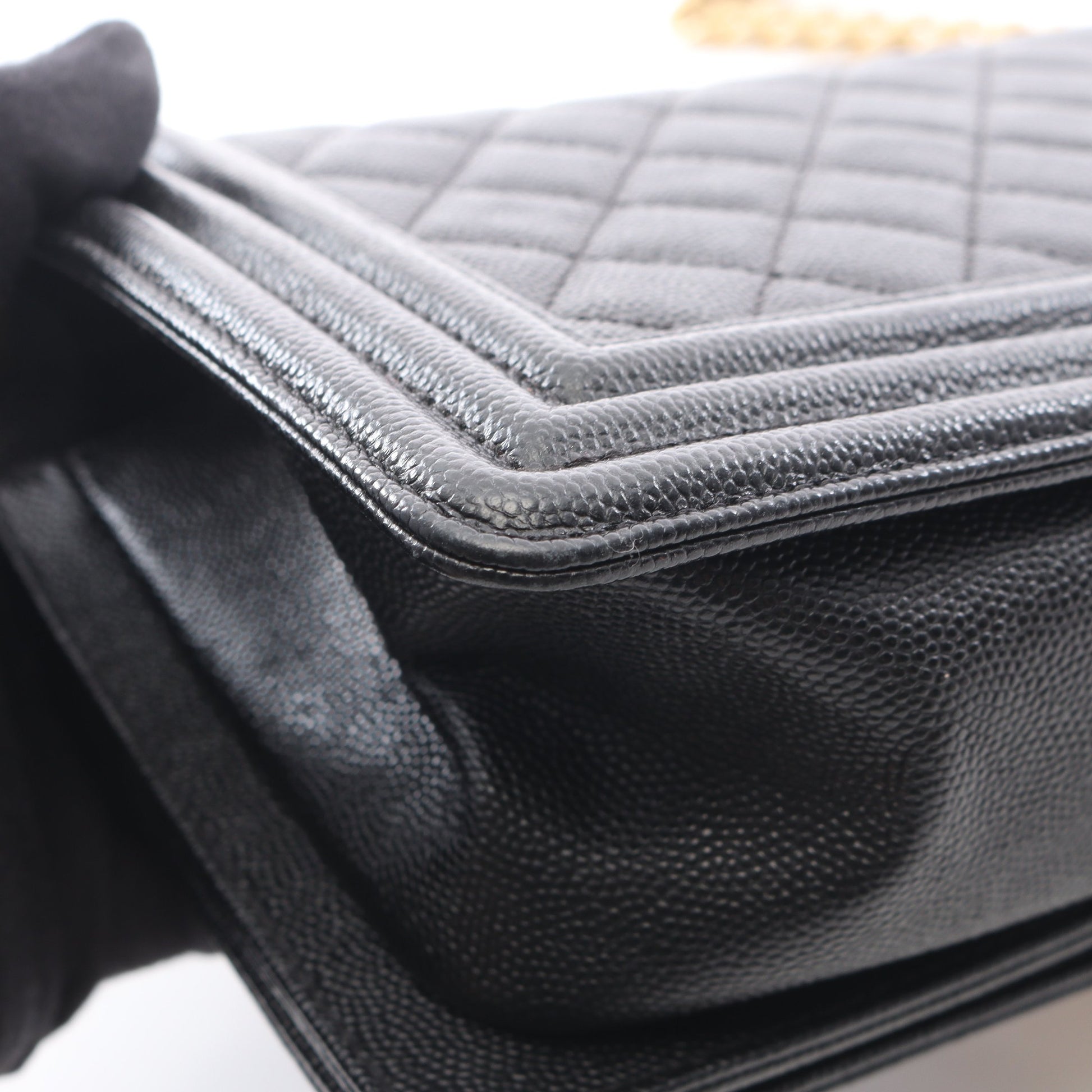 ボーイシャネル チェーンショルダーバッグ キャビアスキン ブラック ゴールド金具 シャネル バッグ CHANEL