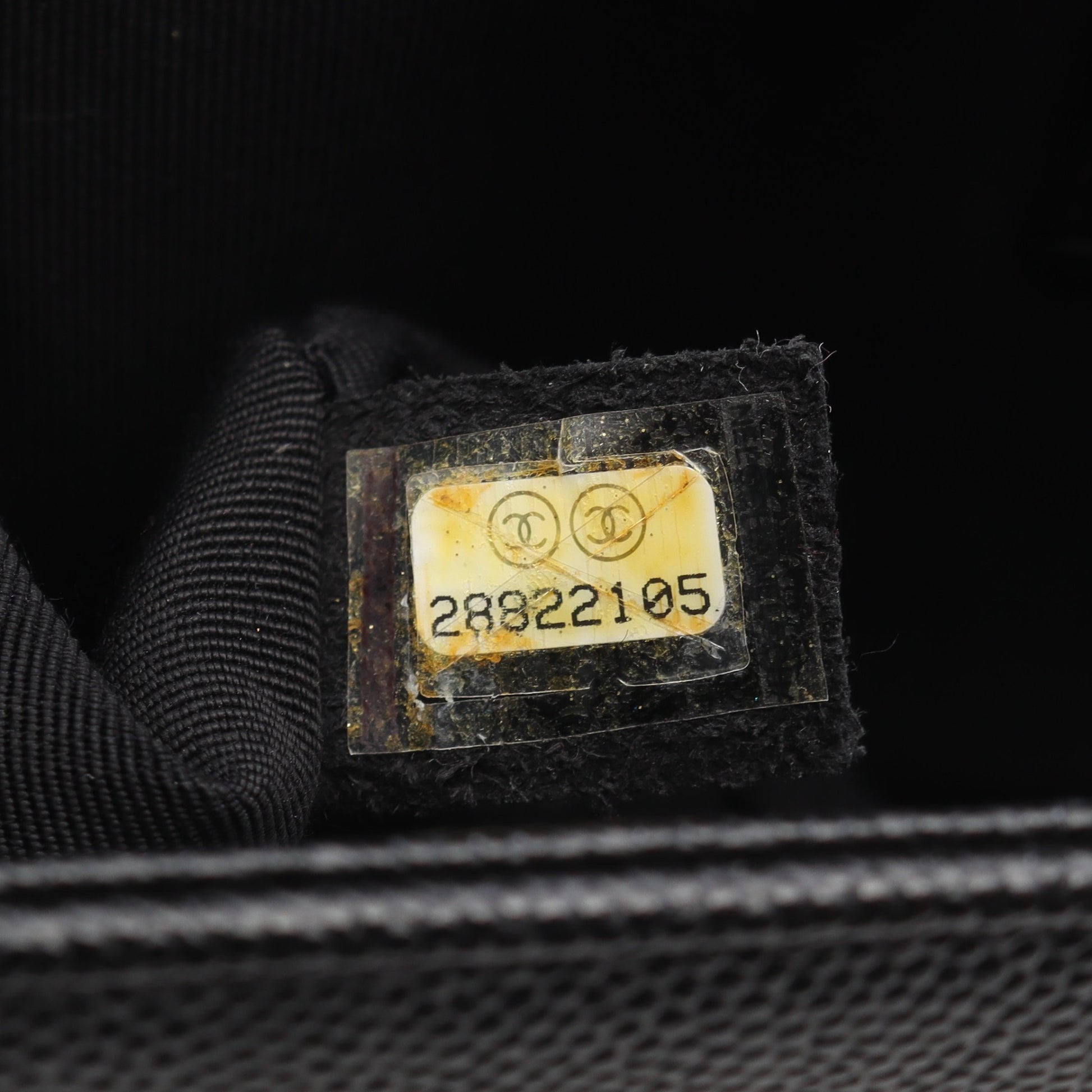 ボーイシャネル チェーンショルダーバッグ キャビアスキン ブラック ゴールド金具 シャネル バッグ CHANEL