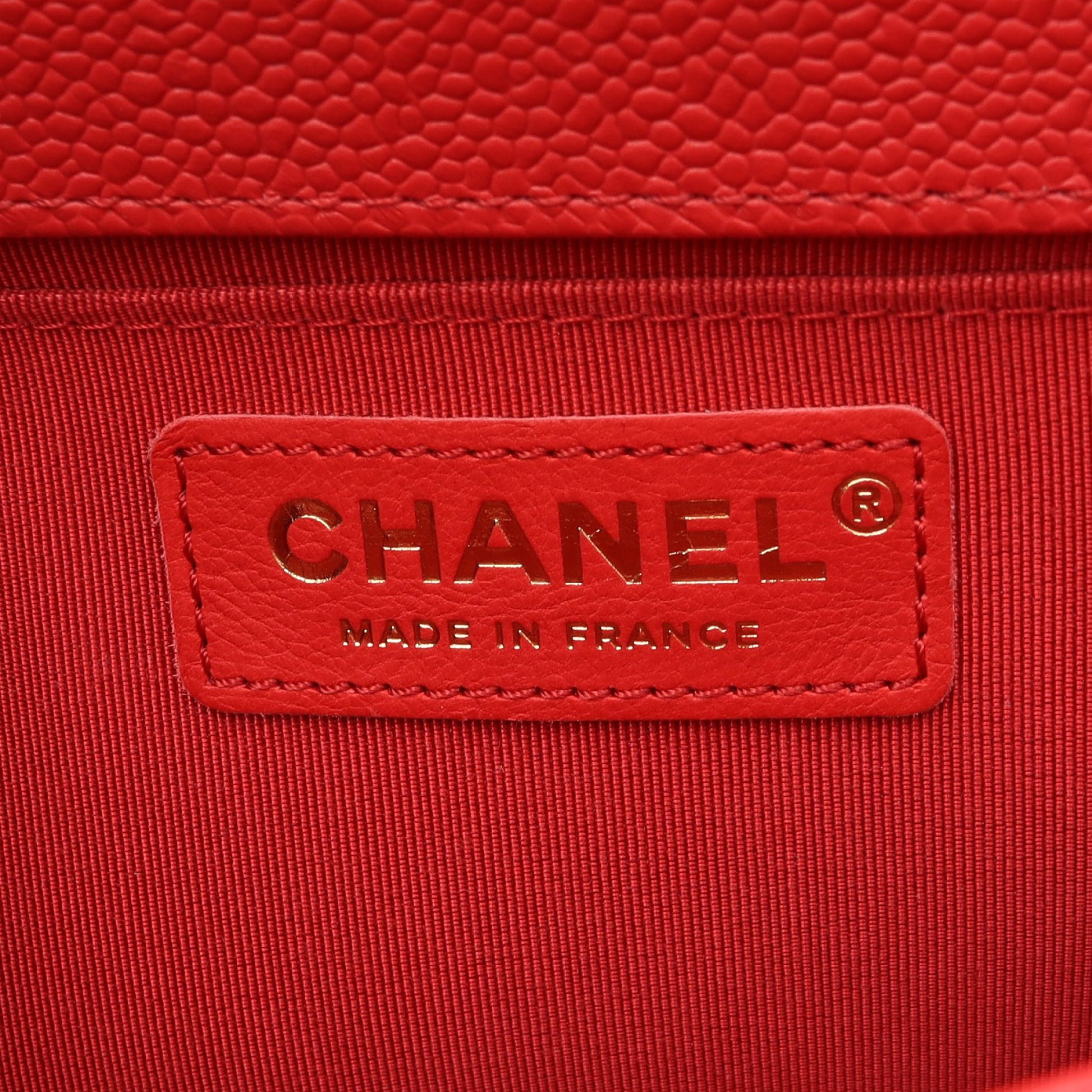 ボーイシャネル チェーンショルダーバッグ キャビアスキン レッド ゴールド金具 シャネル バッグ CHANEL