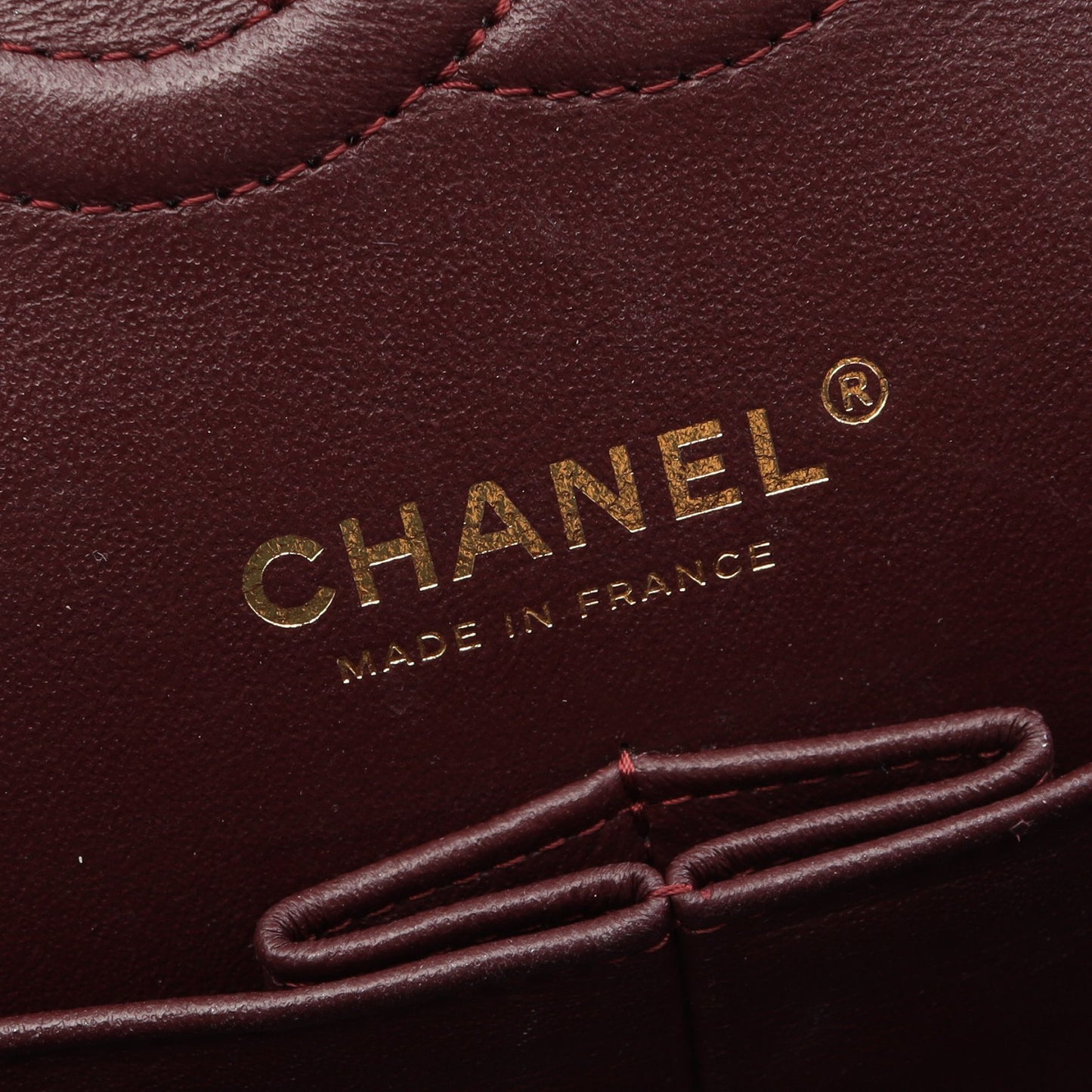 マトラッセ Wフラップ Wチェーンショルダーバッグ キャビアスキン ブラック ゴールド金具 シャネル バッグ CHANEL