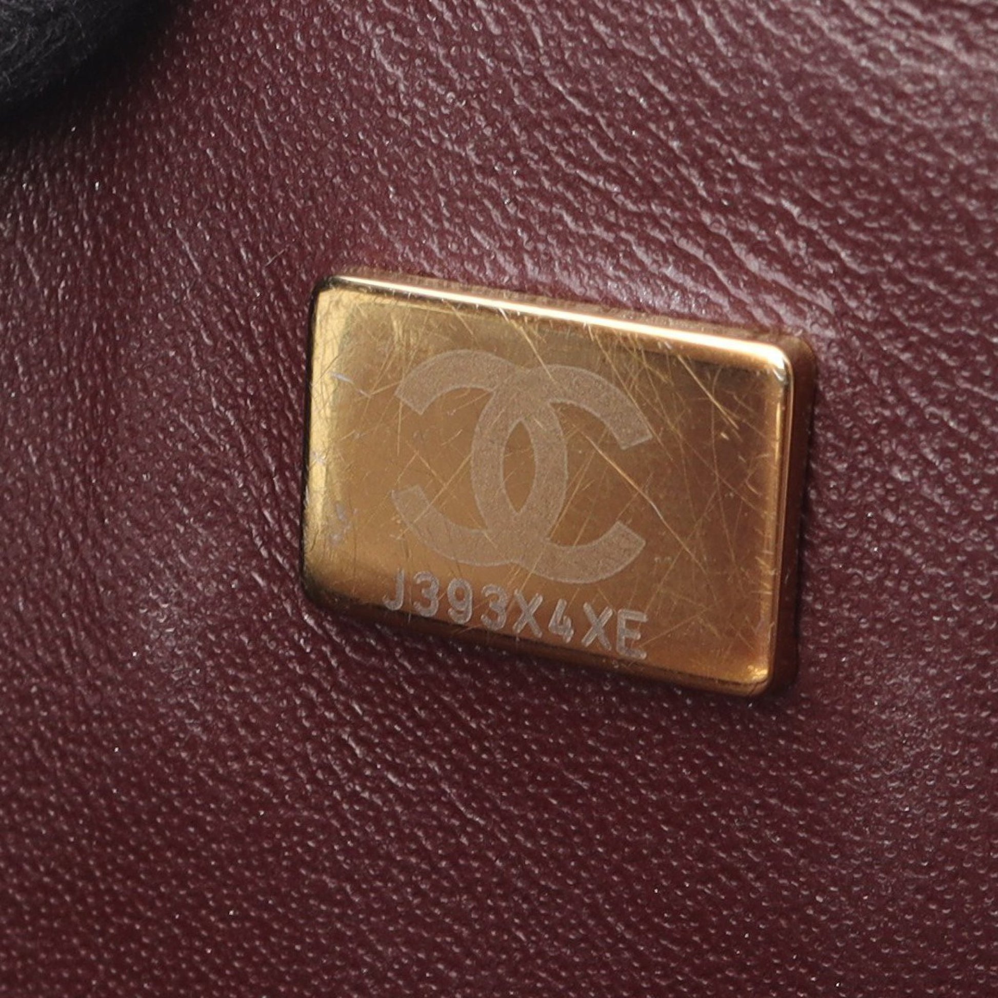 マトラッセ Wフラップ Wチェーンショルダーバッグ キャビアスキン ブラック ゴールド金具 シャネル バッグ CHANEL
