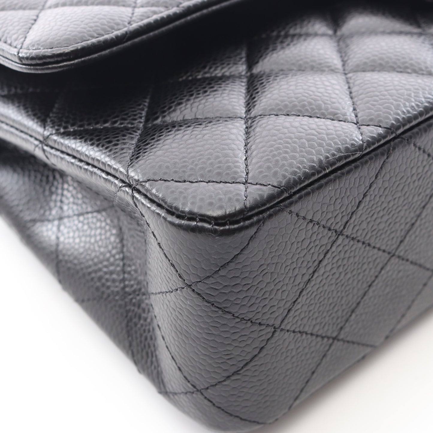 マトラッセ Wフラップ Wチェーンショルダーバッグ キャビアスキン ブラック シルバー金具 シャネル バッグ CHANEL