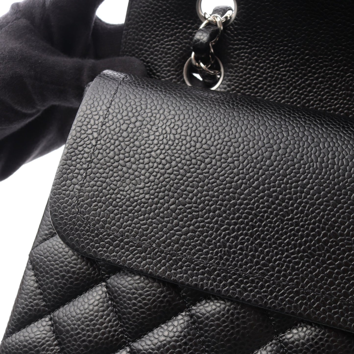 マトラッセ Wフラップ Wチェーンショルダーバッグ キャビアスキン ブラック シルバー金具 シャネル バッグ CHANEL