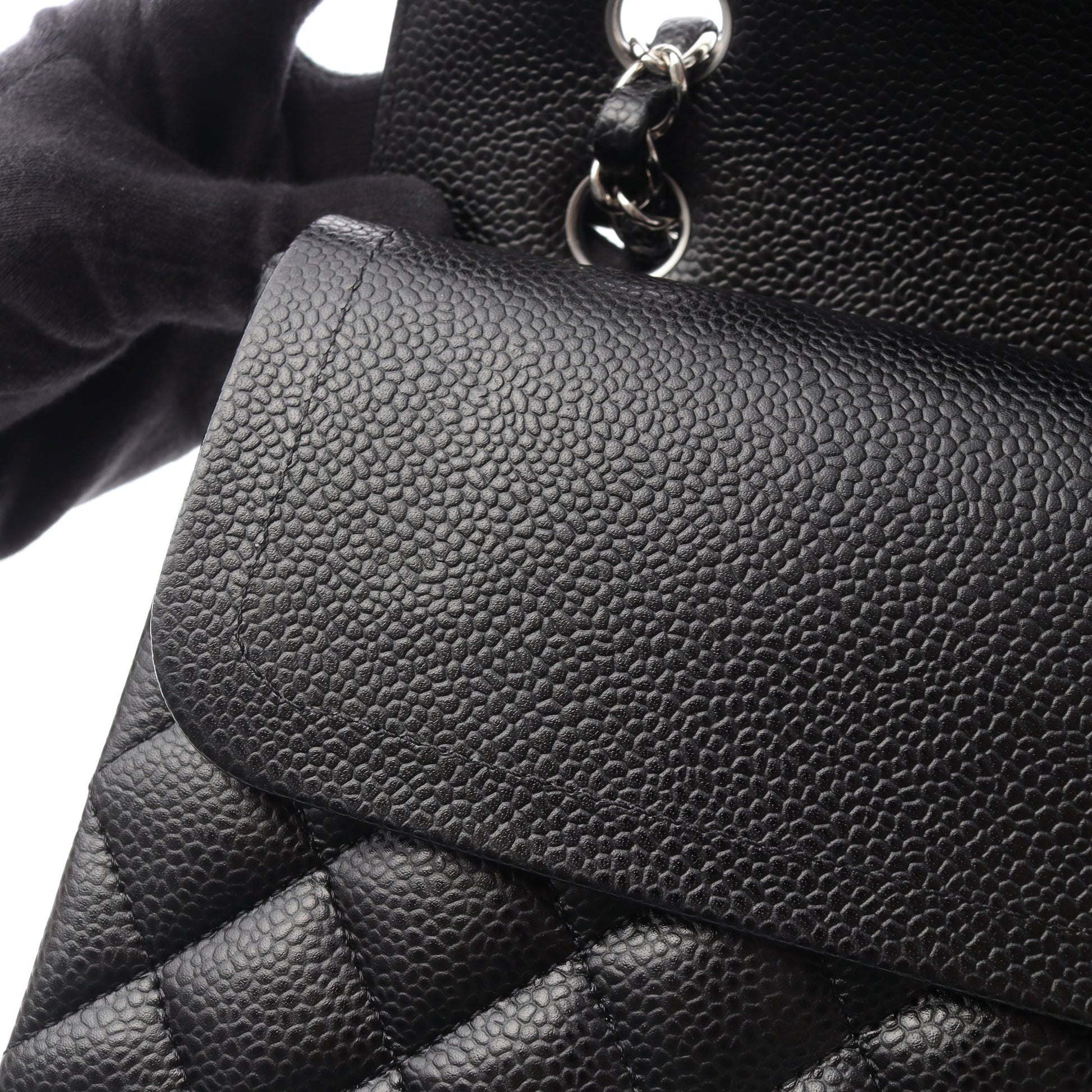 マトラッセ Wフラップ Wチェーンショルダーバッグ キャビアスキン ブラック シルバー金具 シャネル バッグ CHANEL