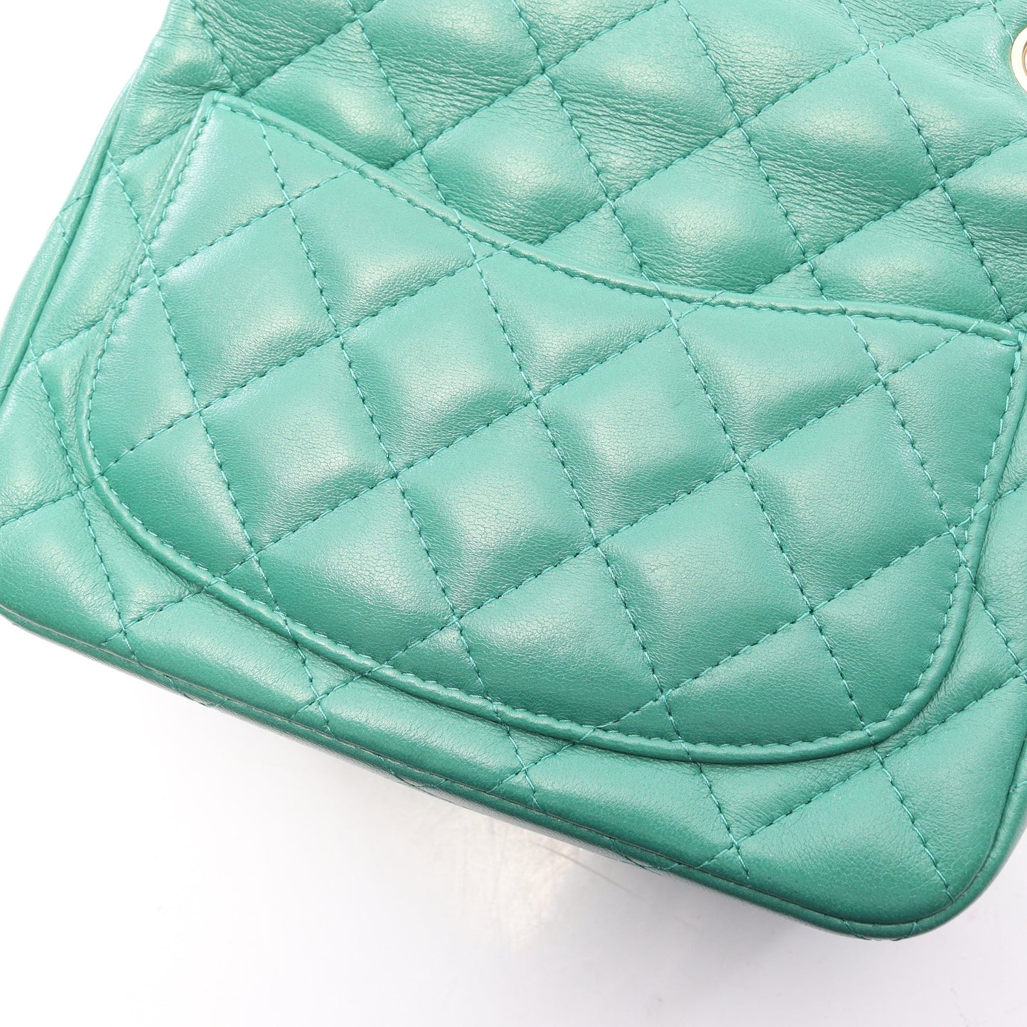 ミニマトラッセ チェーンショルダーバッグ ラムスキン グリーン ゴールド金具 シャネル バッグ CHANEL