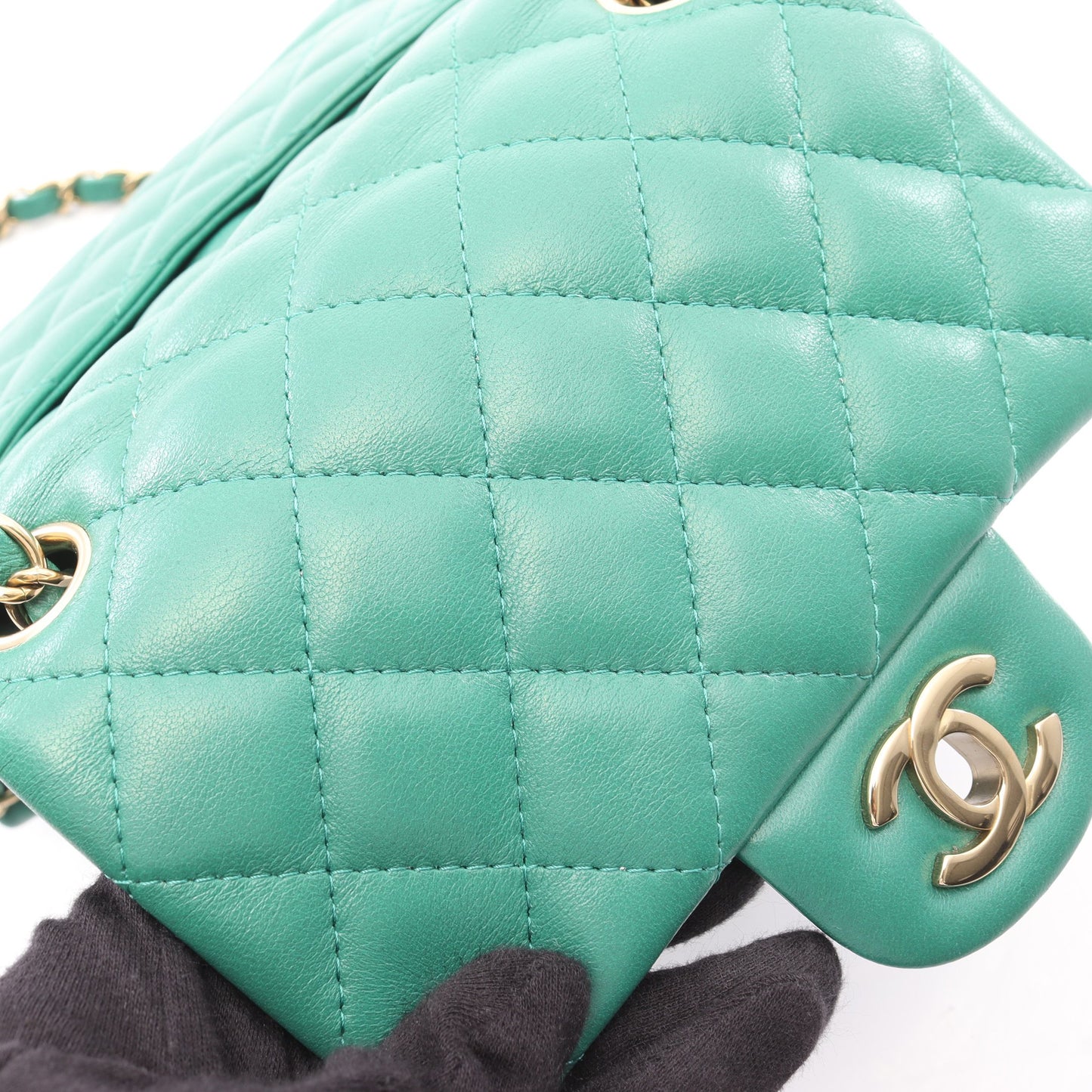 ミニマトラッセ チェーンショルダーバッグ ラムスキン グリーン ゴールド金具 シャネル バッグ CHANEL