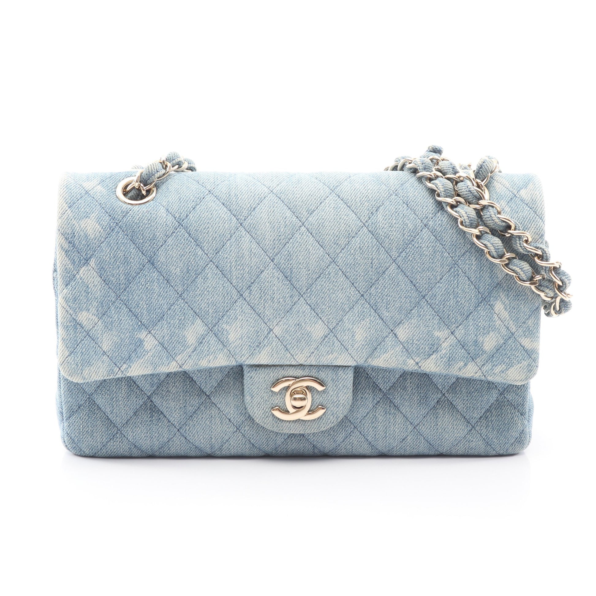 マトラッセ Wフラップ Wチェーンショルダーバッグ デニム ライトブルー ゴールド金具 シャネル バッグ CHANEL