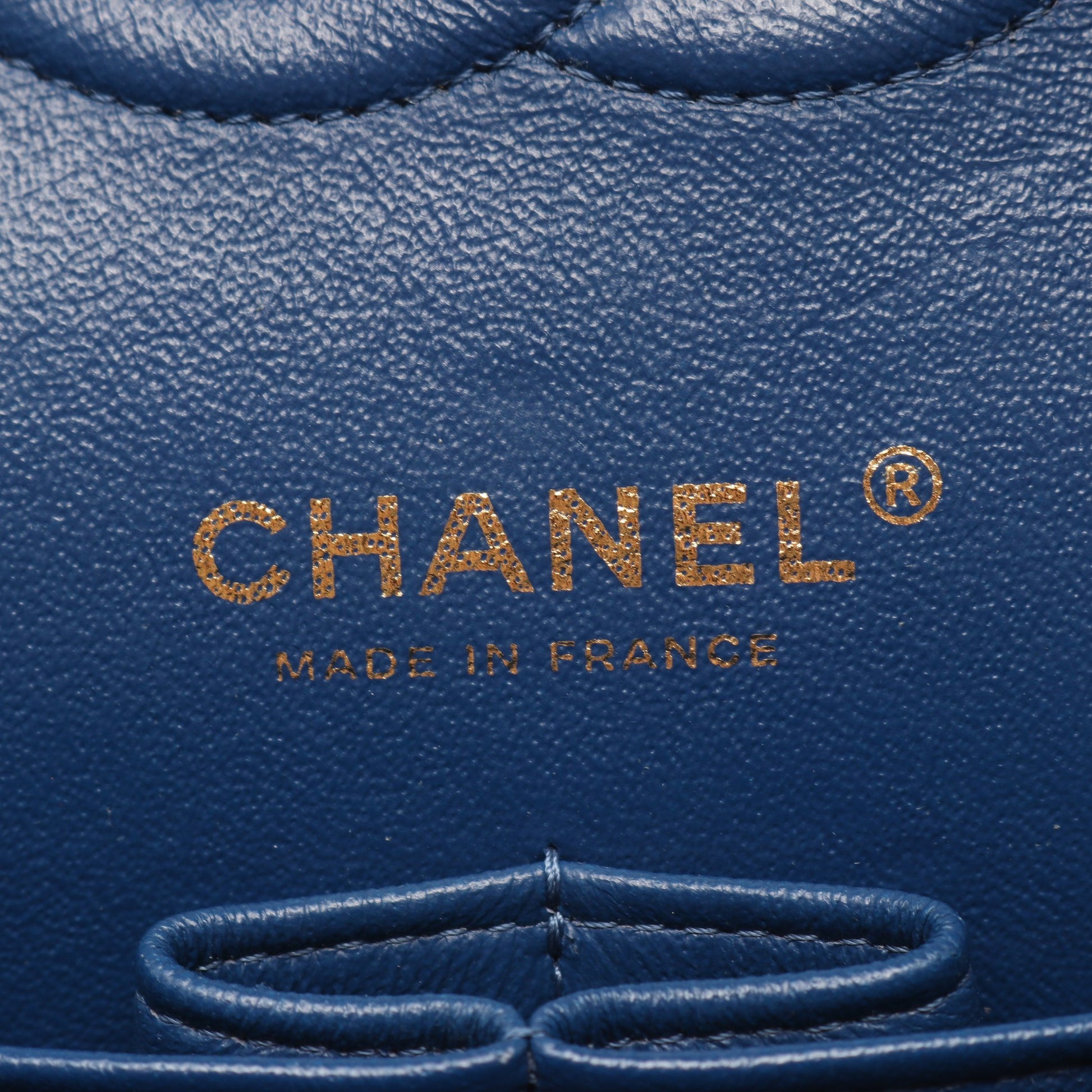 マトラッセ Wフラップ Wチェーンショルダーバッグ デニム ライトブルー ゴールド金具 シャネル バッグ CHANEL