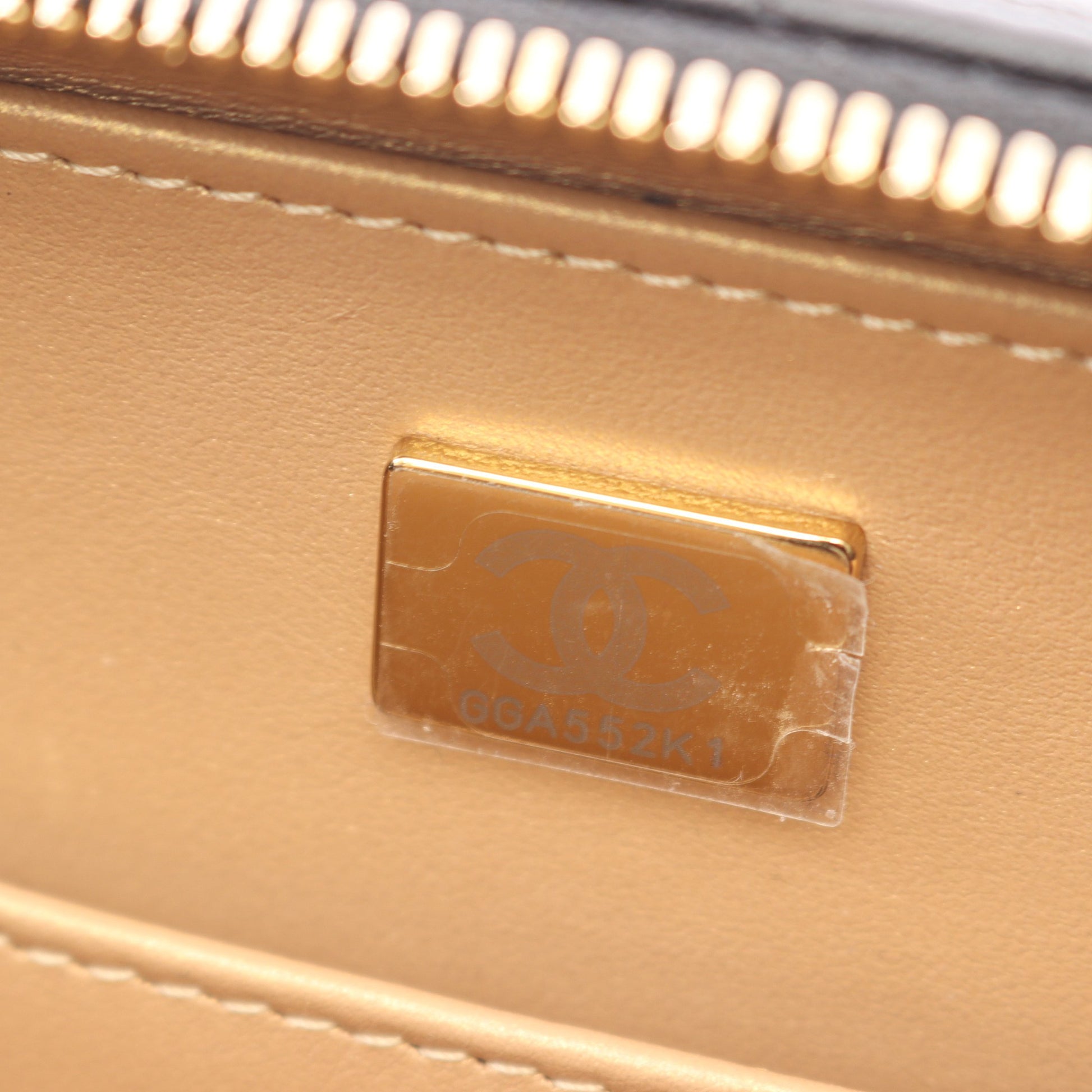 マトラッセ バニティバッグ 2WAY チェーンショルダーバッグ ラムスキン ブラック ゴールド ゴールド金具 シャネル バッグ CHANEL