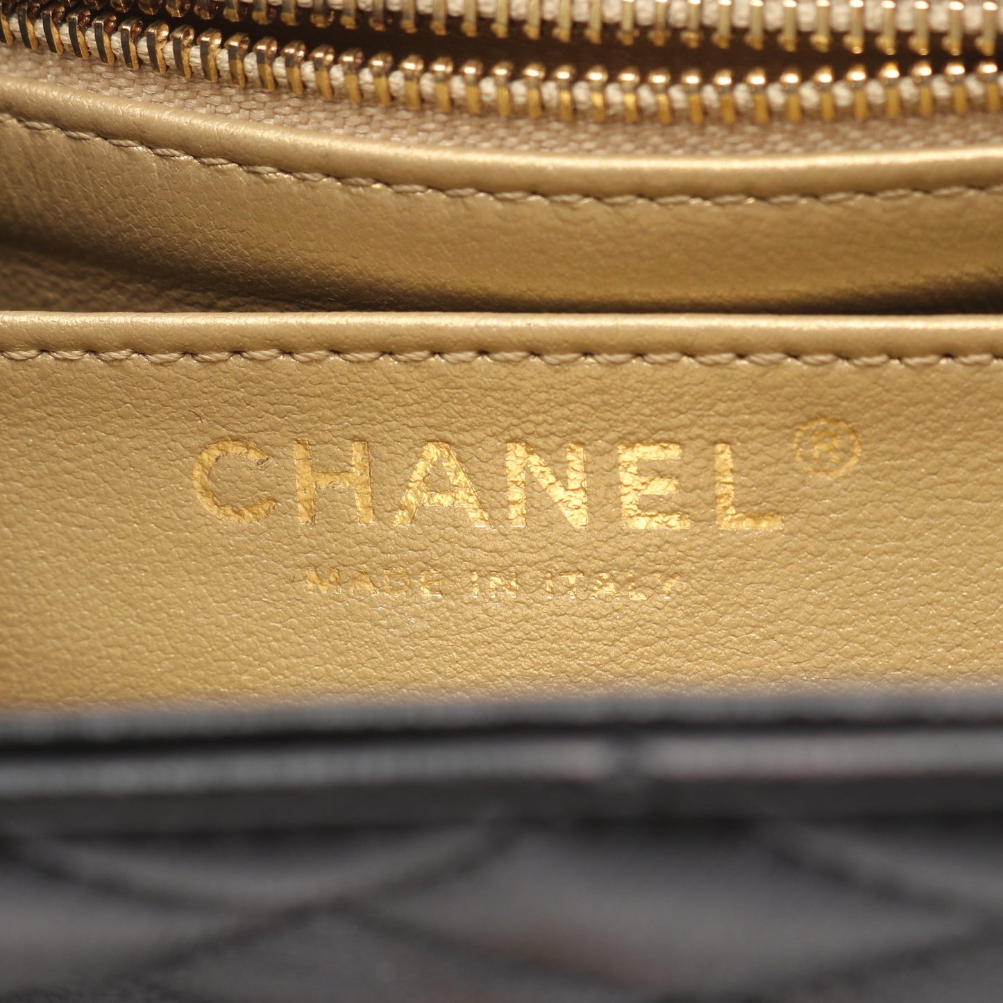 マトラッセ チェーンショルダーバッグ ラムスキン ブラック ゴールド金具 シャネル バッグ CHANEL