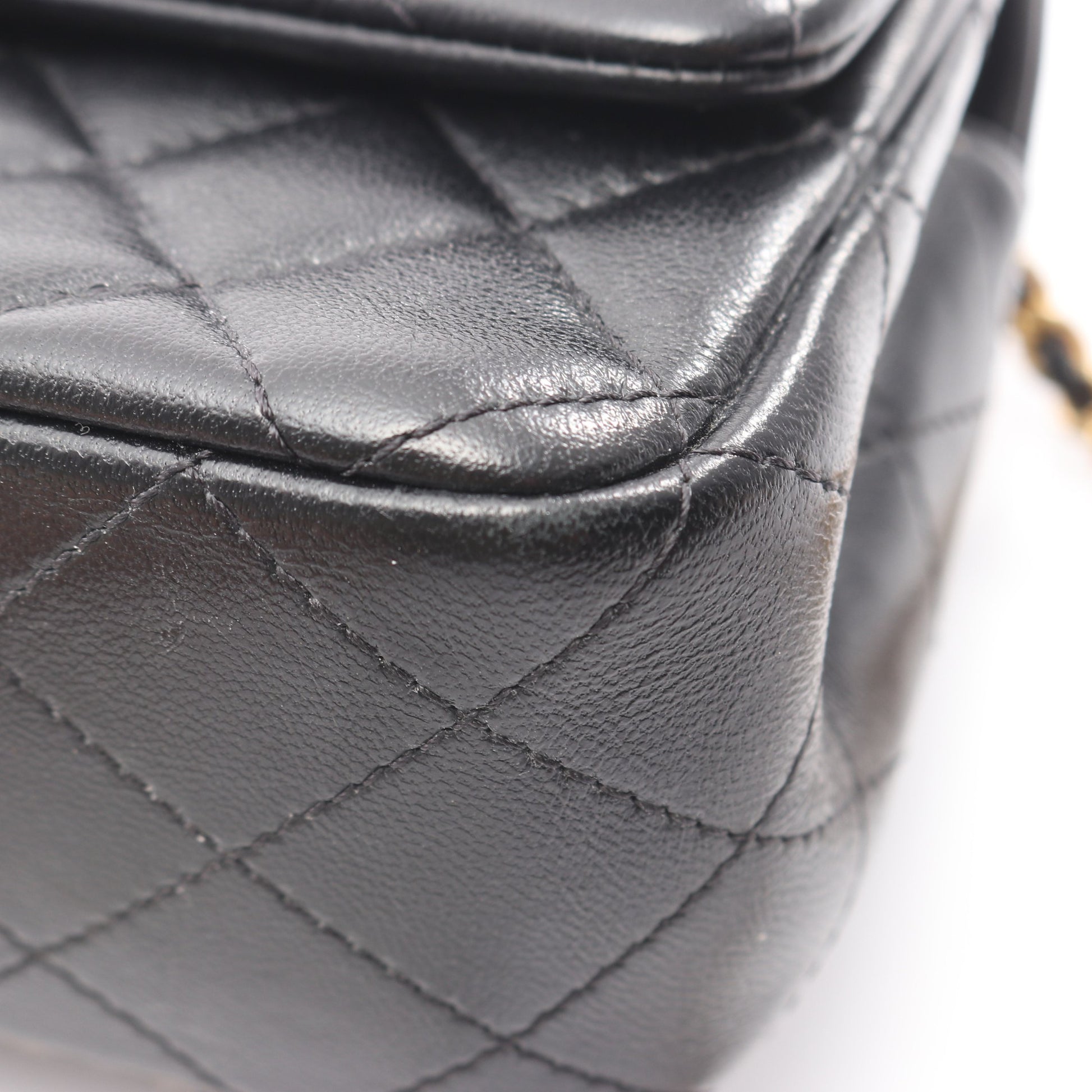 マトラッセ チェーンショルダーバッグ ラムスキン ブラック ゴールド金具 シャネル バッグ CHANEL