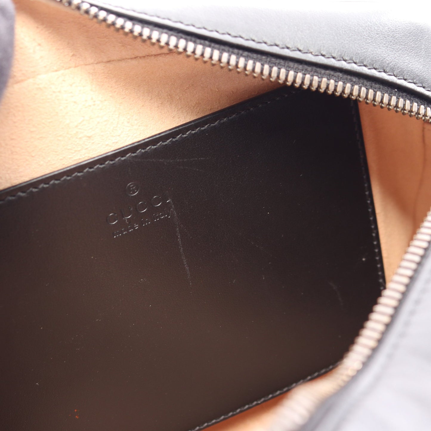 GGマーモント チェーンショルダーバッグ レザー ブラック グッチ バッグ GUCCI
