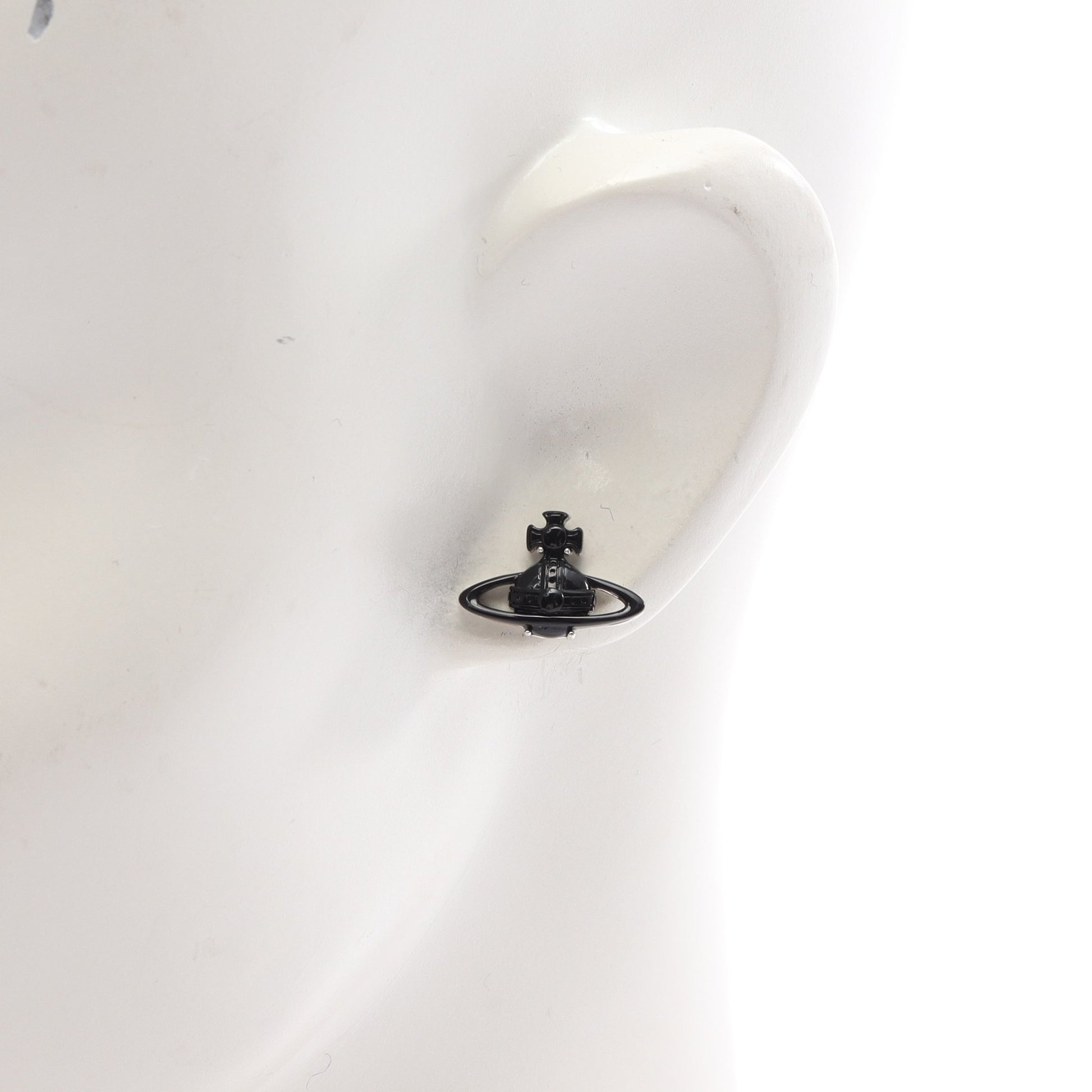SUZON 片耳用 ピアス ブラック シルバー ヴィヴィアンウエストウッド アクセサリー Vivienne Westwood
