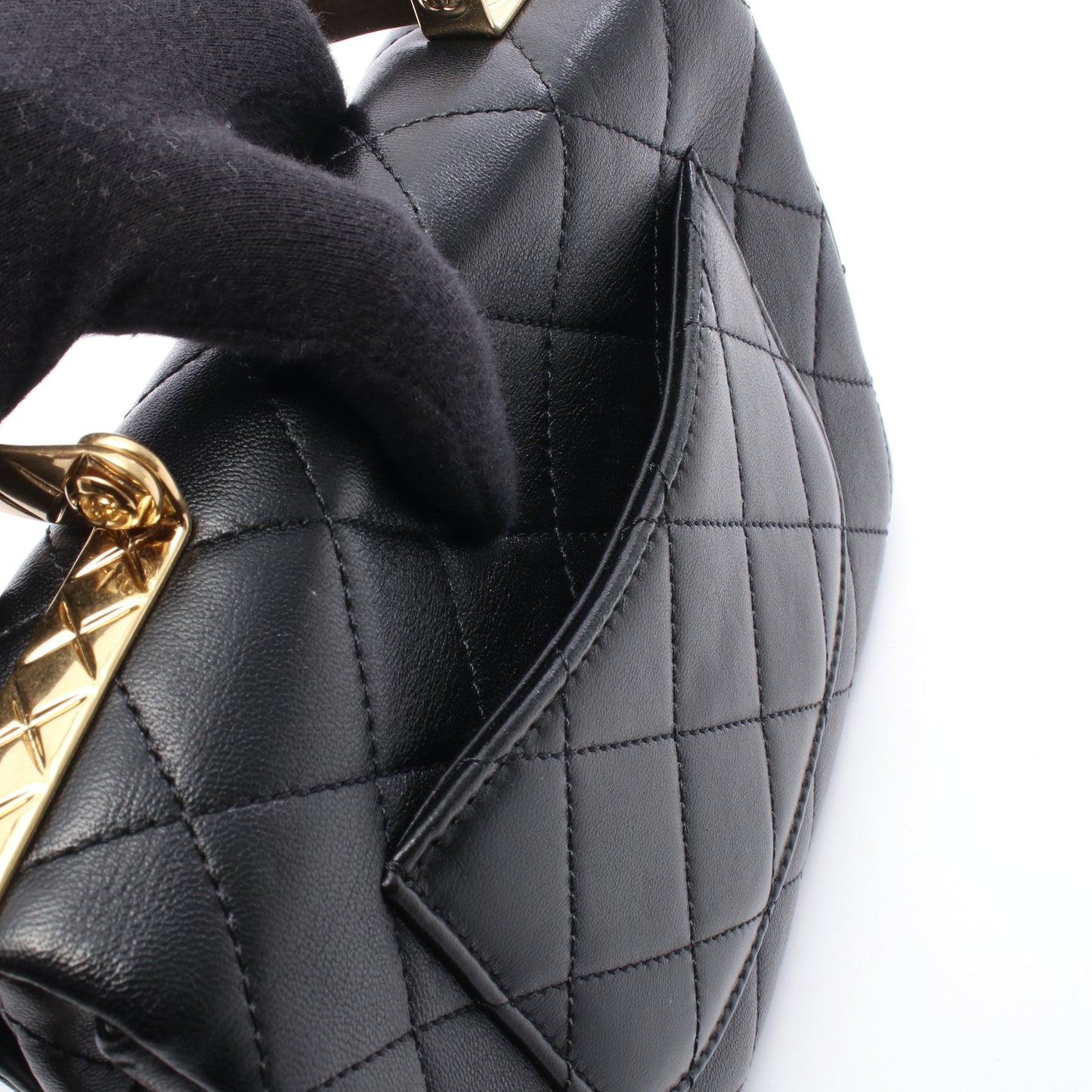 トップハンドル マトラッセ 2WAY チェーンショルダーバッグ ラムスキン ブラック ゴールド金具 シャネル バッグ CHANEL
