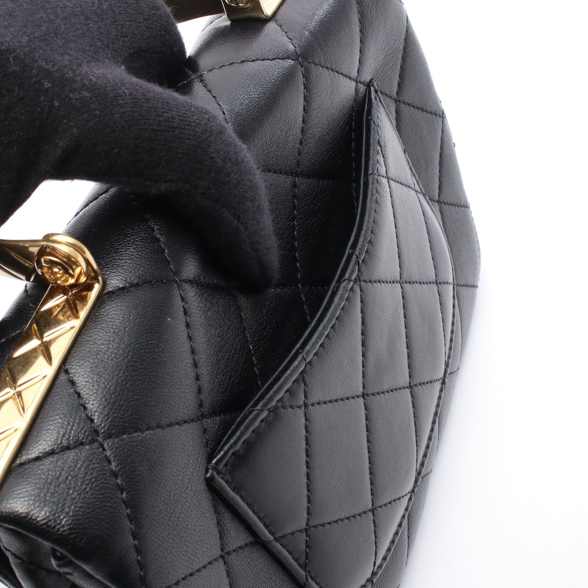 トップハンドル マトラッセ 2WAY チェーンショルダーバッグ ラムスキン ブラック ゴールド金具 シャネル バッグ CHANEL
