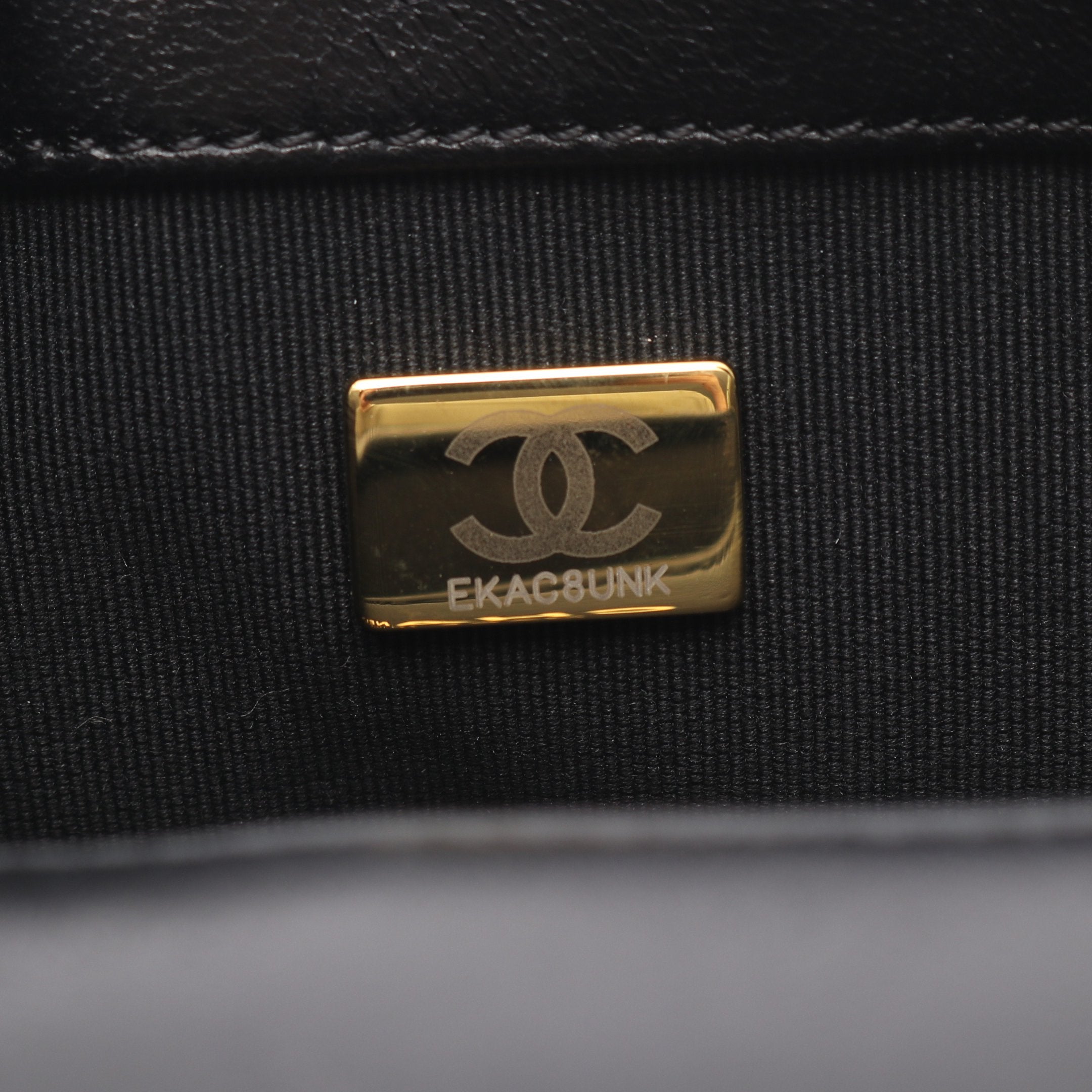 ≪値下げ≫【中古】CHANEL シャネル シャネル19 ショルダーバッグ マトラッセ AS3519 ディズヌフ ラムスキン CCロゴ 黒 ブラック ショルダー ミックスメタルチェーン ヴィンテージ A2504695【無料ギフトラッピング承ります】 CHANEL - ≪値下げ≫【中古】CHANEL シャネル シャネル19 ショルダー