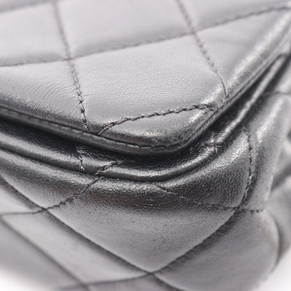 CHANEL 19 ディズヌフ マトラッセ チェーンショルダーバッグ ラムスキン ブラック ゴールド金具 シャネル バッグ CHANEL