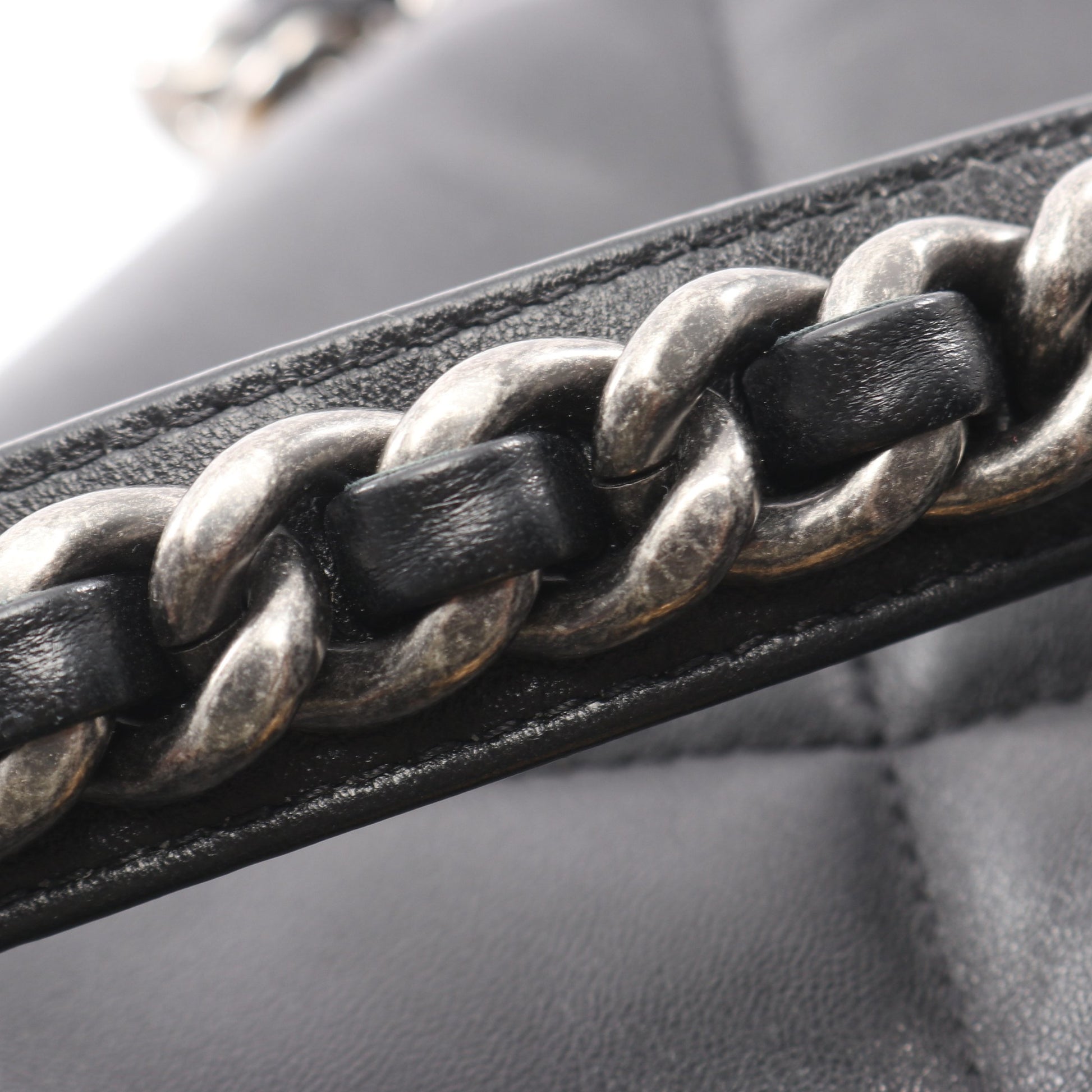 19 ディズヌフ マトラッセ コンビ金具 2WAY チェーンショルダーバッグ ラムスキン ブラック シャネル バッグ CHANEL