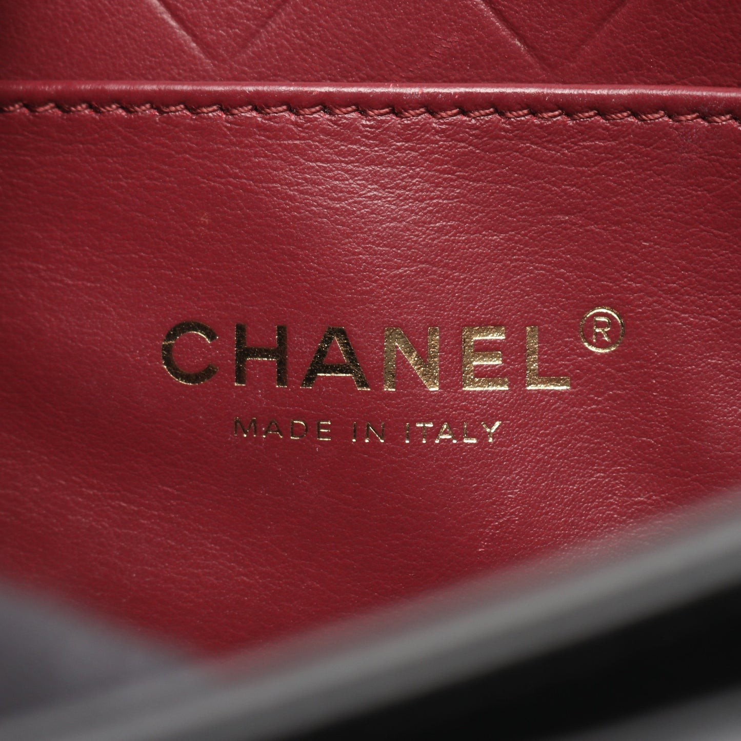 マトラッセ チェーンショルダーバッグ キャビアスキン ブラック ゴールド金具 シャネル バッグ CHANEL