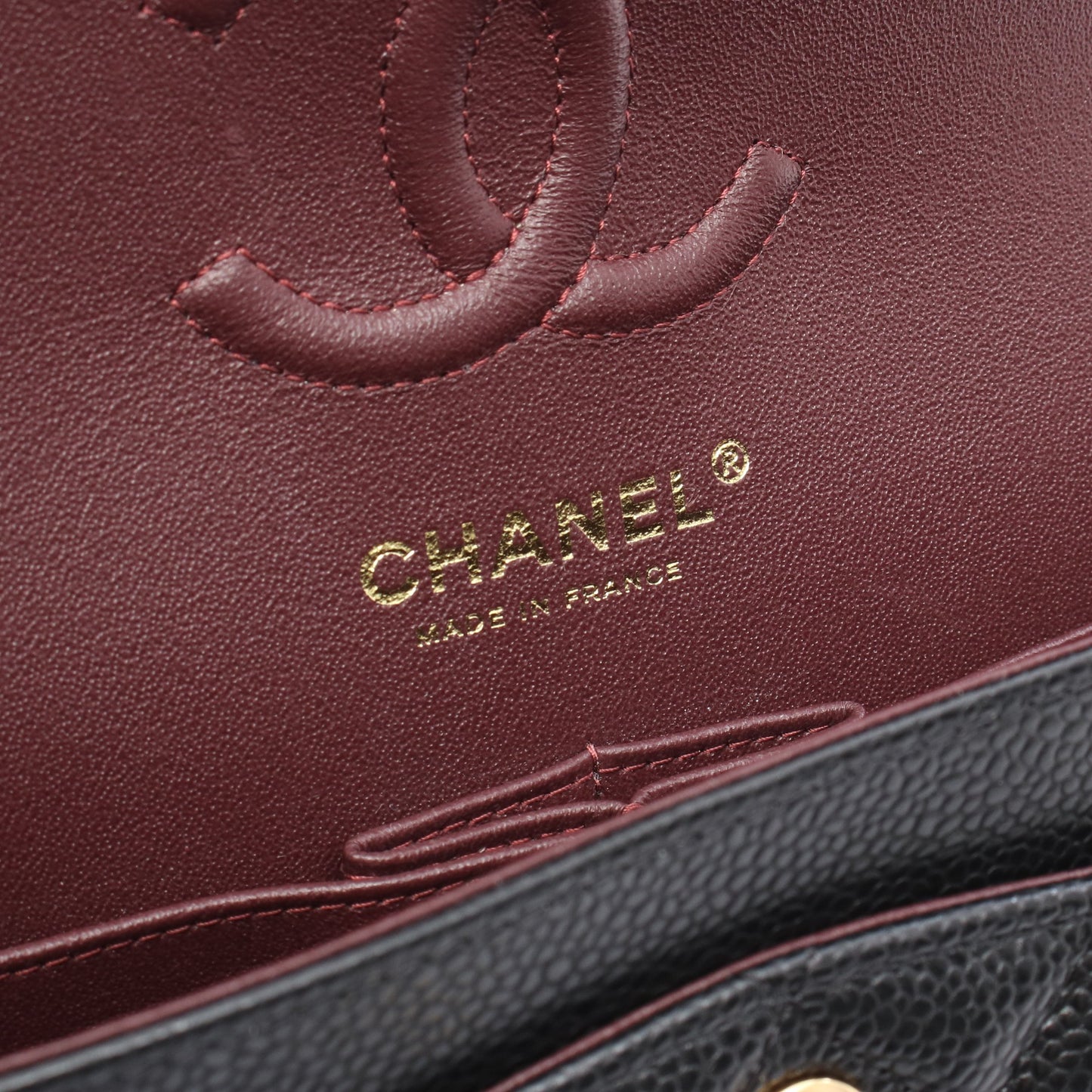 マトラッセ Wフラップ Wチェーンショルダーバッグ キャビアスキン ブラック ゴールド金具 シャネル バッグ CHANEL