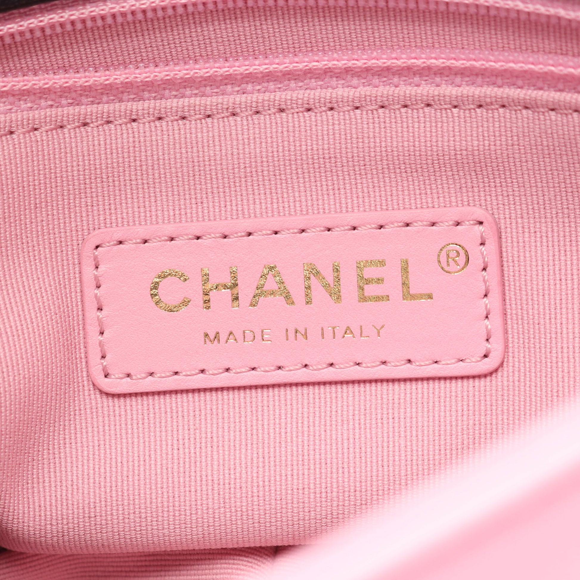 ミニマトラッセ チェーンショルダーバッグ ラムスキン ブラック ピンク ベージュ ゴールド金具 シャネル バッグ CHANEL