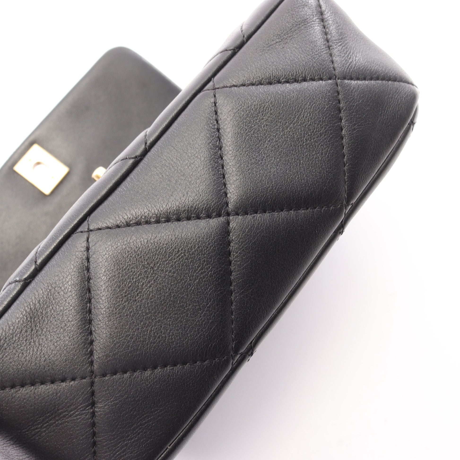 マトラッセ 2WAY チェーンショルダーバッグ ラムスキン ブラック ゴールド金具 シャネル バッグ CHANEL