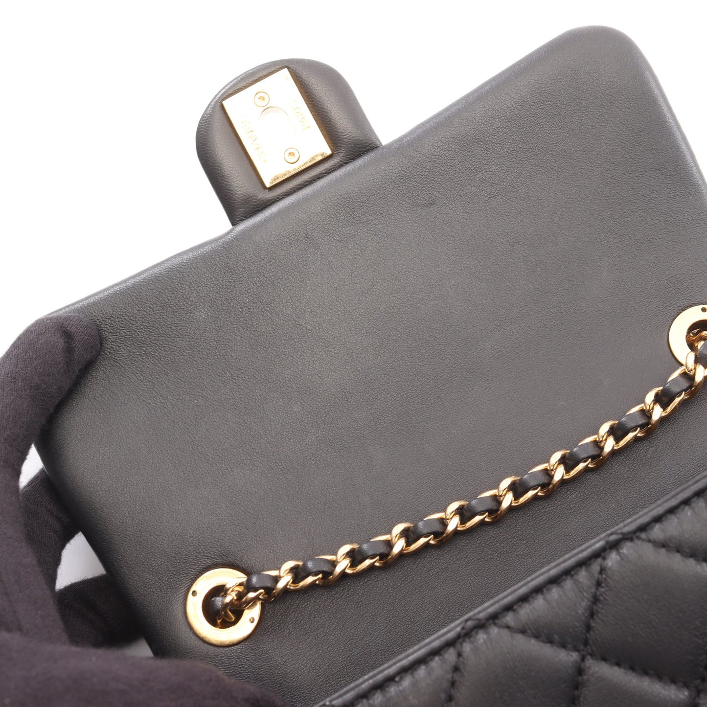 マトラッセ チェーンショルダーバッグ ラムスキン ブラック ゴールド金具 シャネル バッグ CHANEL