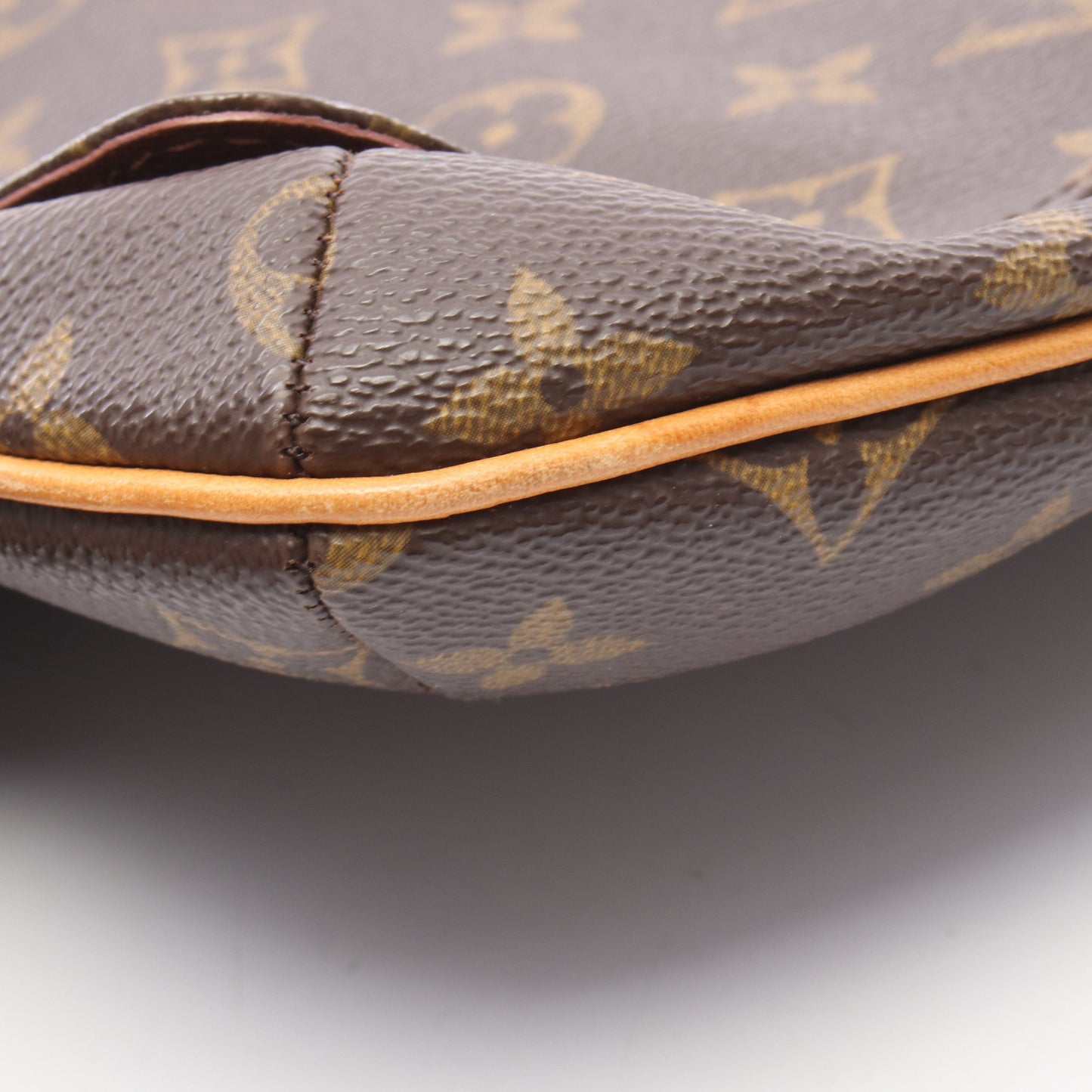 ミュゼットタンゴ ショートストラップ モノグラム ショルダーバッグ PVC レザー ブラウン ルイヴィトン バッグ LOUIS VUITTON