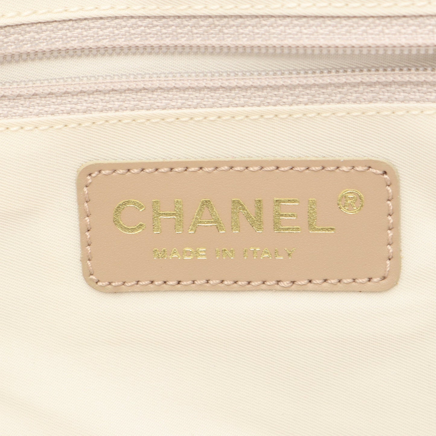 ニュートラベルラインMM ハンドバッグ トートバッグ ナイロンキャンバス レザー ベージュ ゴールド金具 シャネル バッグ CHANEL