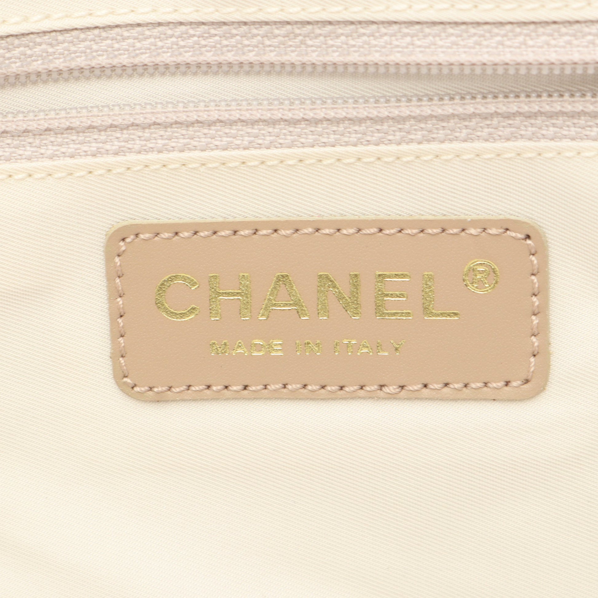 ニュートラベルラインMM ハンドバッグ トートバッグ ナイロンキャンバス レザー ベージュ ゴールド金具 シャネル バッグ CHANEL