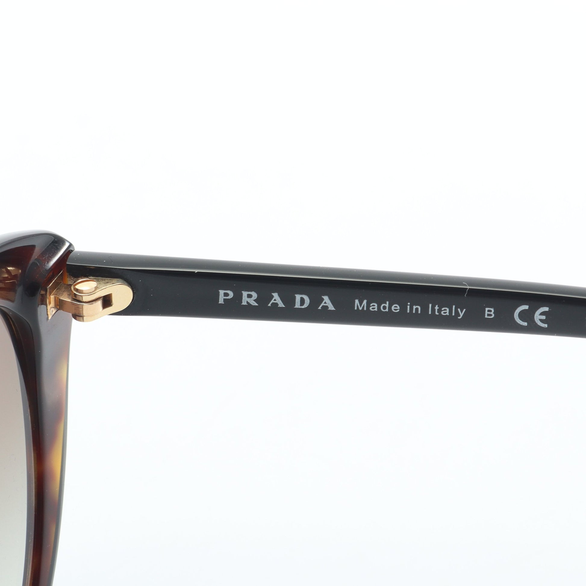 べっ甲柄 グラデーションレンズ サングラス ダークブラウン レッド ブラック プラダ 財布・小物 PRADA