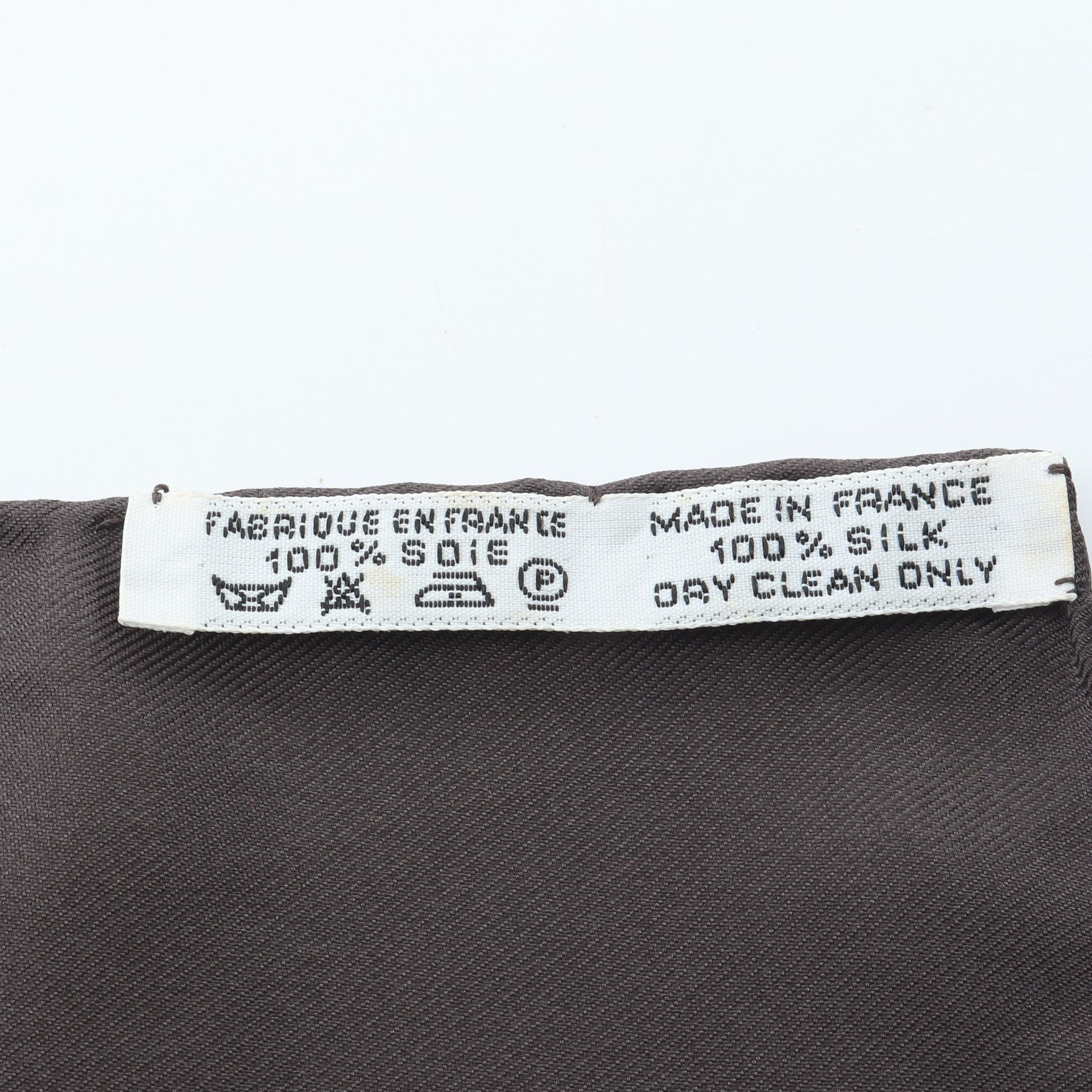 カレ90 JUMPING スカーフ シルク ダークブラウン ベージュ マルチカラー エルメス 財布・小物 HERMES