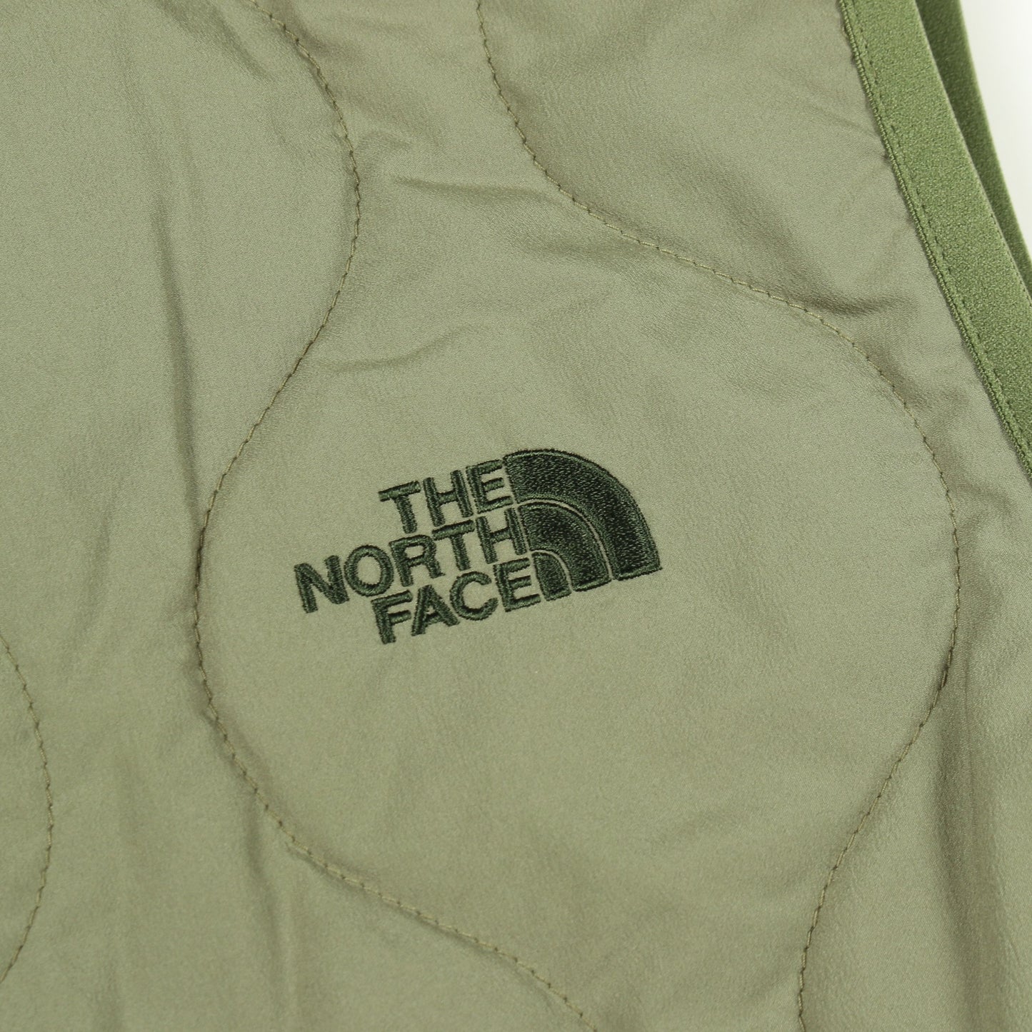 CAMPER V VEST 中綿 ベスト グリーン ザノースフェイス ホワイトレーベル アウター THE NORTH FACE WHITE LABEL