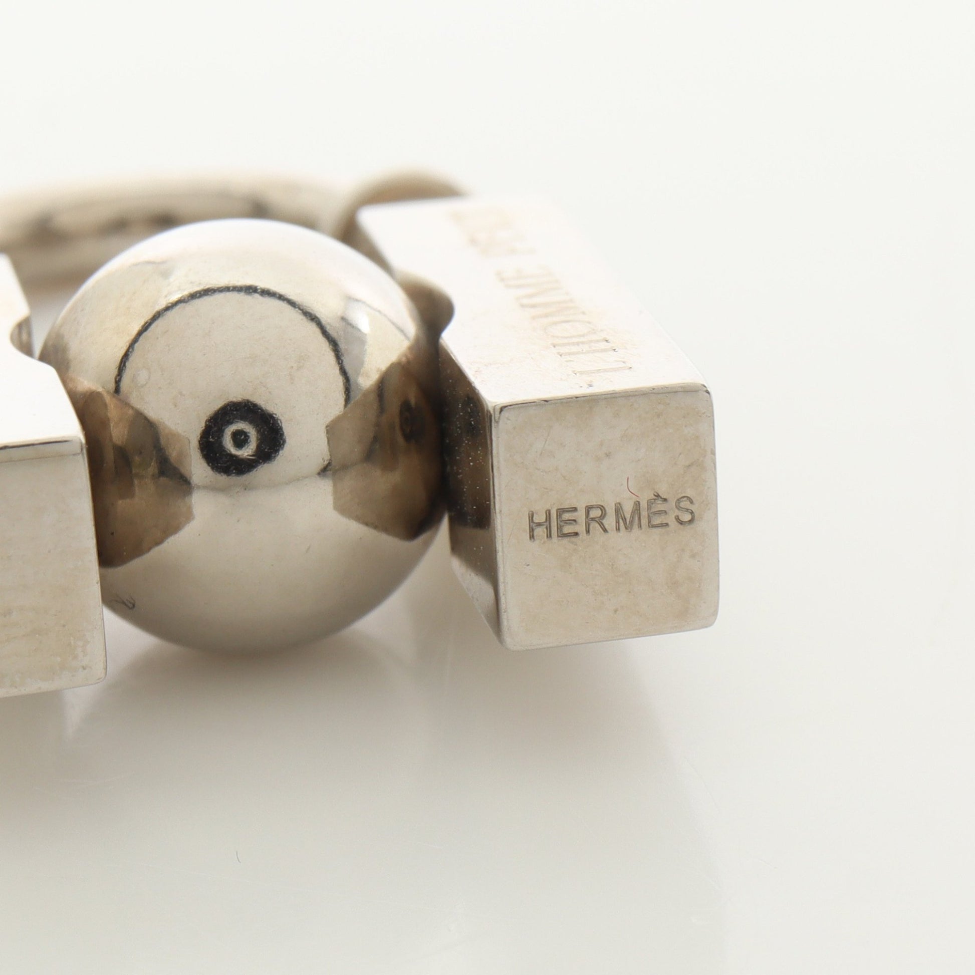 カデナチャーム L'HOMME PEUT EMBELLIR LA TERRE 2001年限定 バッグチャーム シルバー エルメス 財布・小物 HERMES