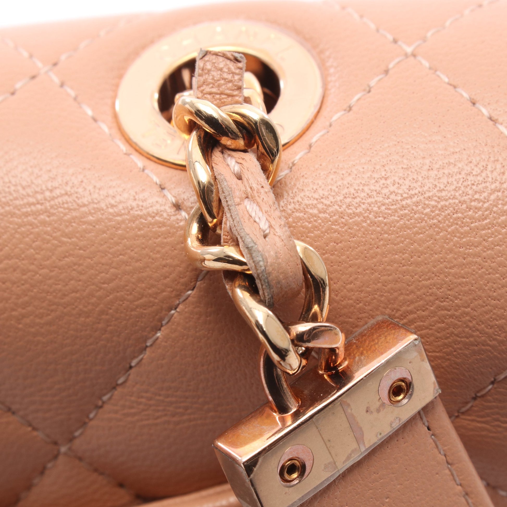 マトラッセ チェーンウォレット ラムスキン ピンクベージュ ゴールド金具 シャネル バッグ CHANEL
